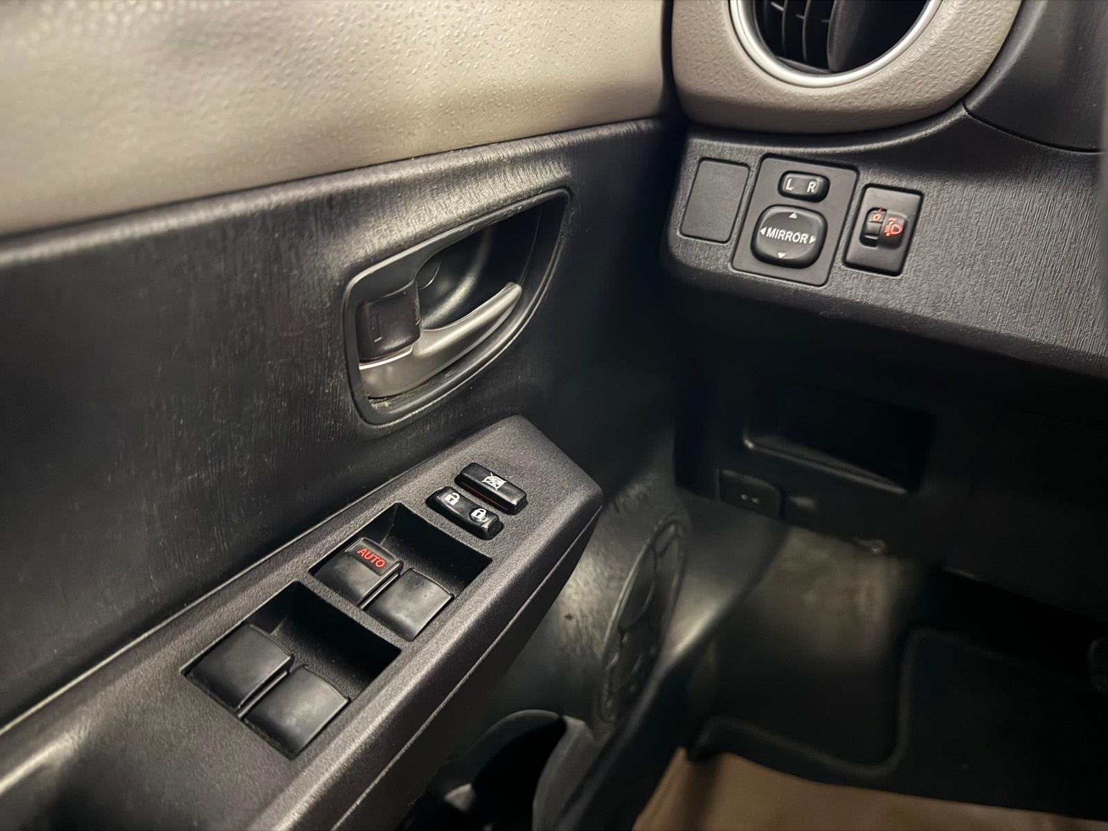 2014 Benzin Otomatik Toyota Yaris Beyaz Ermat Motorlu Araçlar ve Tarım Ürünleri Sanayi Ticaret A.Ş.