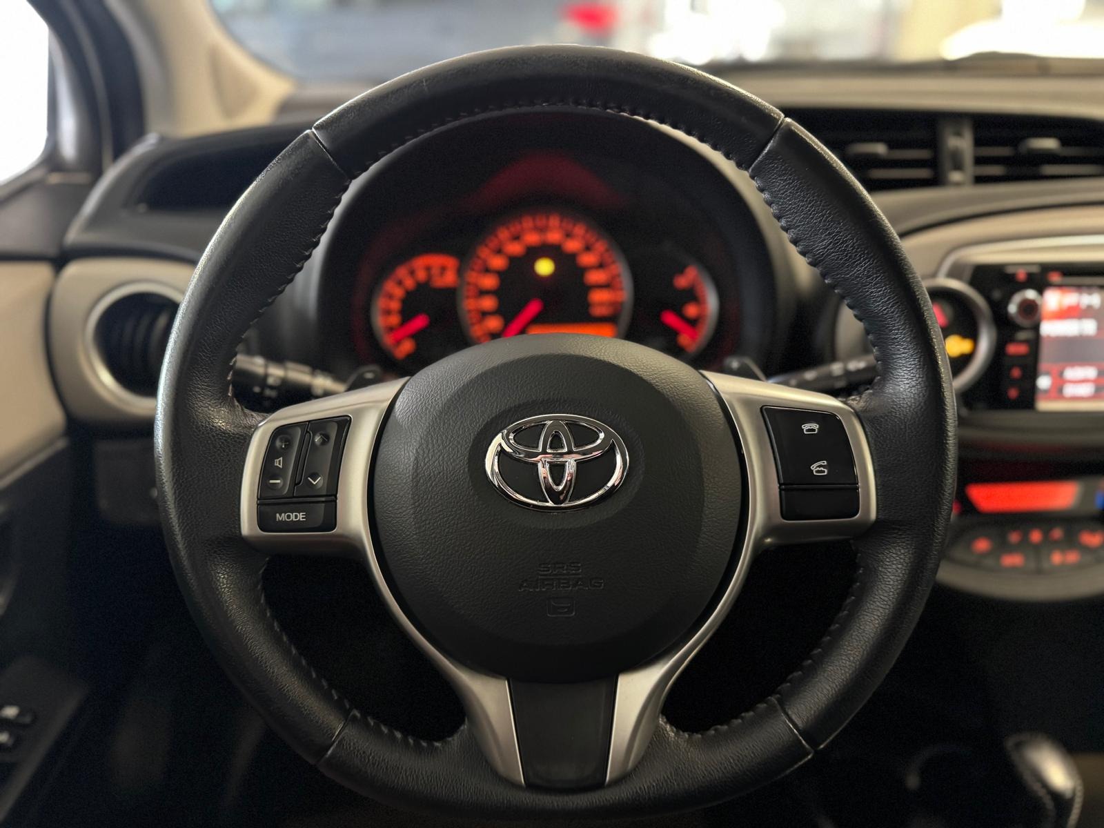 2014 Benzin Otomatik Toyota Yaris Beyaz Ermat Motorlu Araçlar ve Tarım Ürünleri Sanayi Ticaret A.Ş.