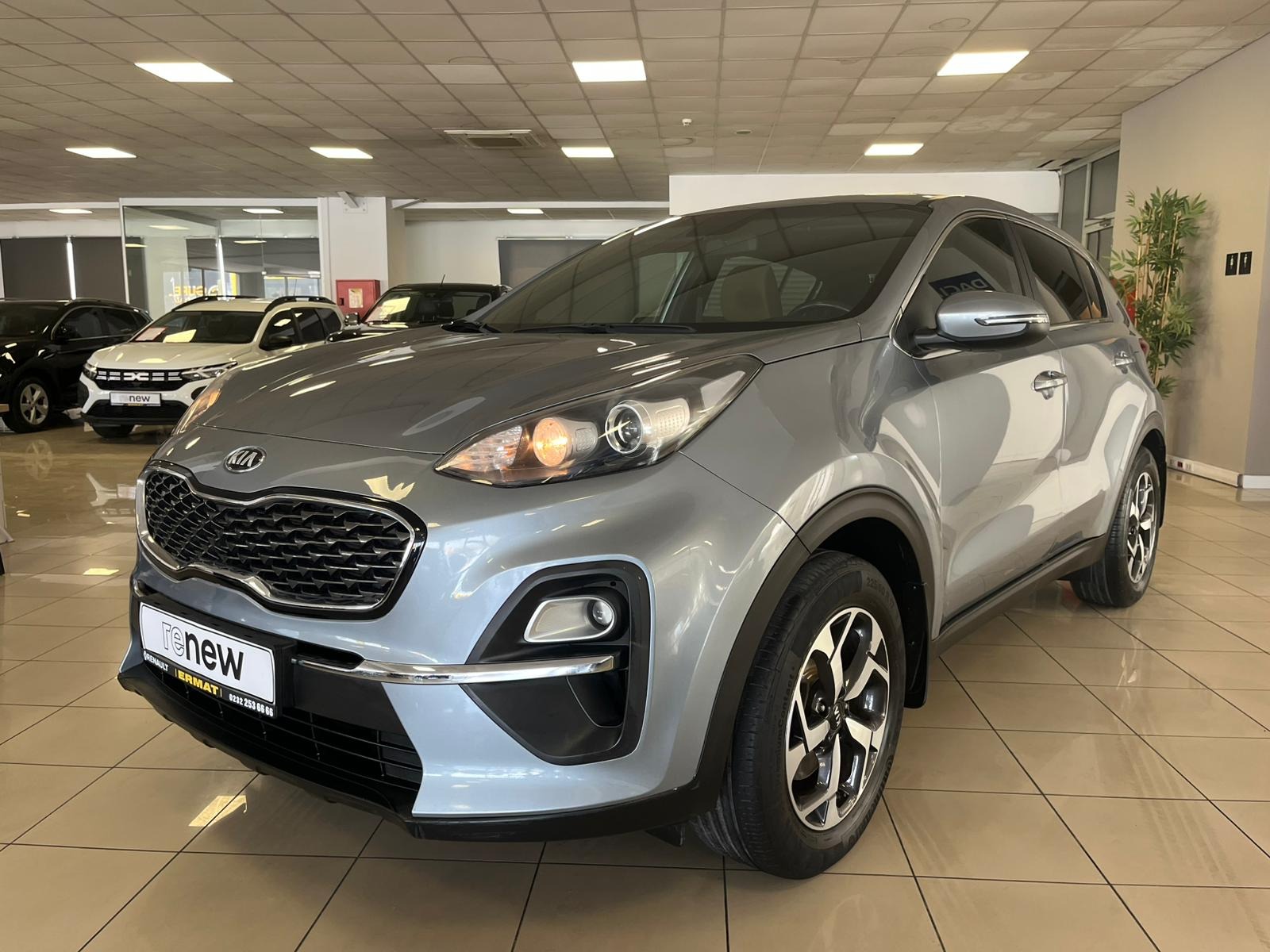 2021 Benzin Manuel Kia Sportage Gümüş Gri Ermat Motorlu Araçlar ve Tarım Ürünleri Sanayi Ticaret A.Ş.