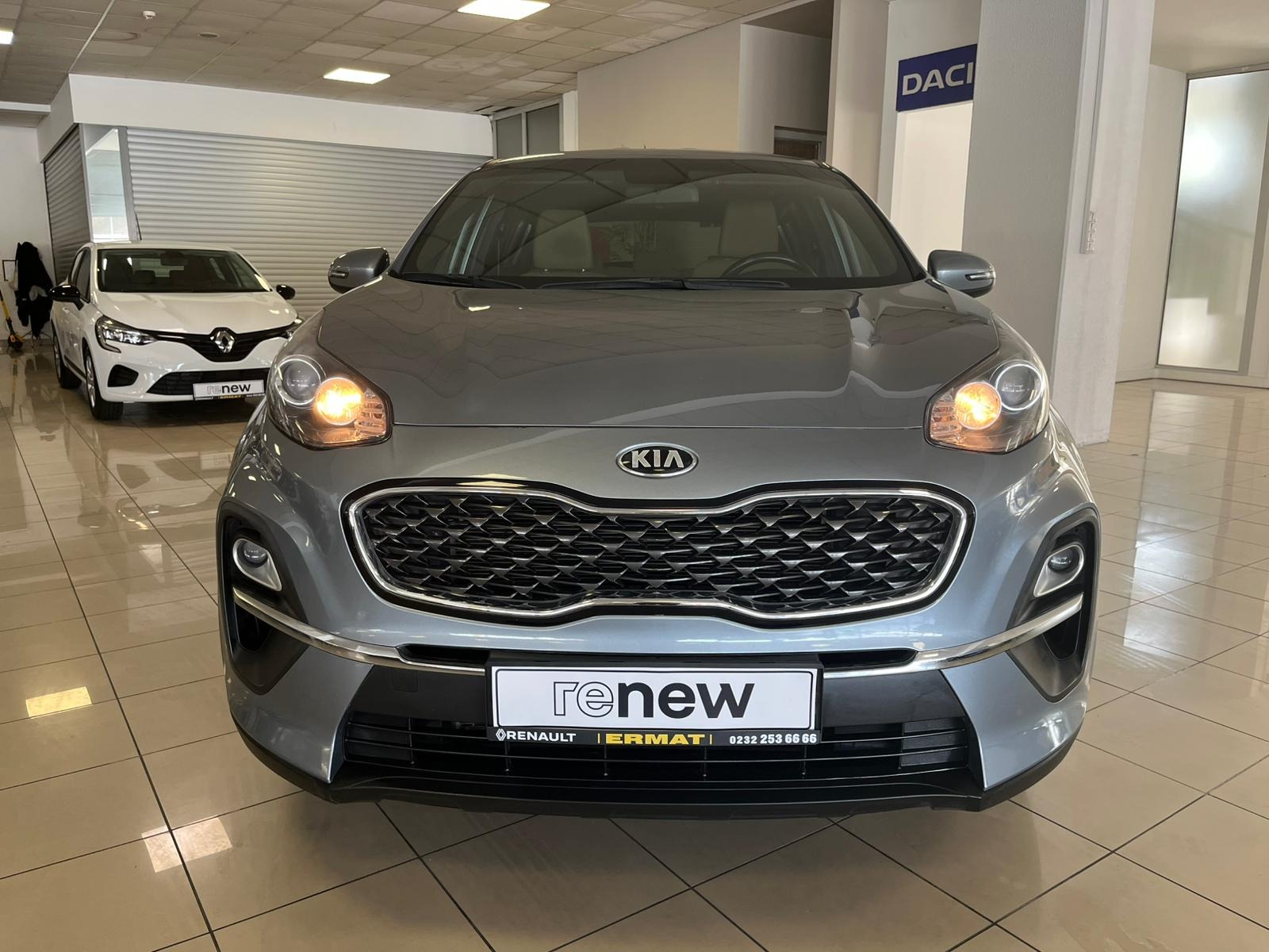 2021 Benzin Manuel Kia Sportage Gümüş Gri Ermat Motorlu Araçlar ve Tarım Ürünleri Sanayi Ticaret A.Ş.