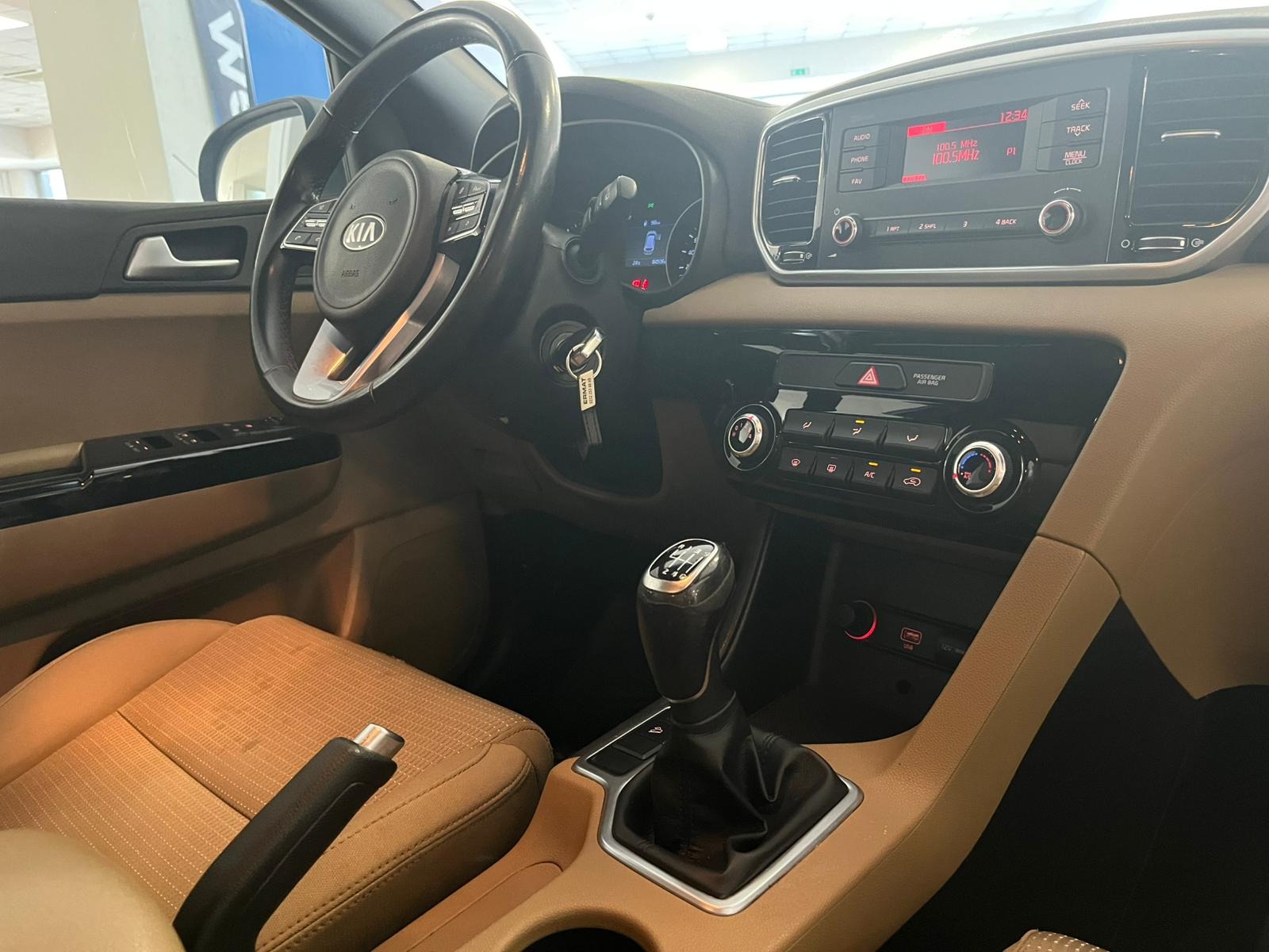 2021 Benzin Manuel Kia Sportage Gümüş Gri Ermat Motorlu Araçlar ve Tarım Ürünleri Sanayi Ticaret A.Ş.