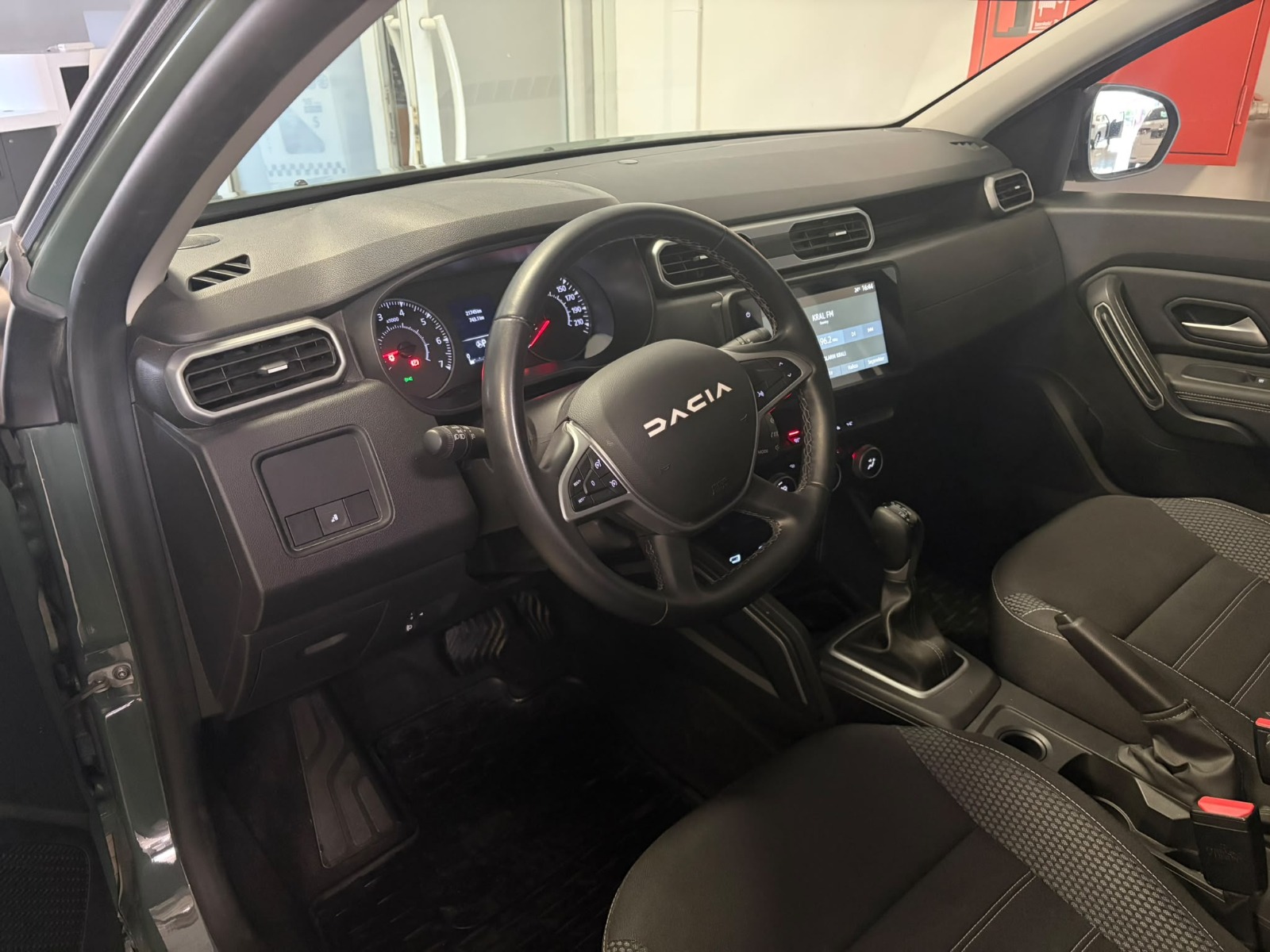 2024 Benzin Otomatik Dacia Duster Yeşil Ermat Motorlu Araçlar ve Tarım Ürünleri Sanayi Ticaret A.Ş.