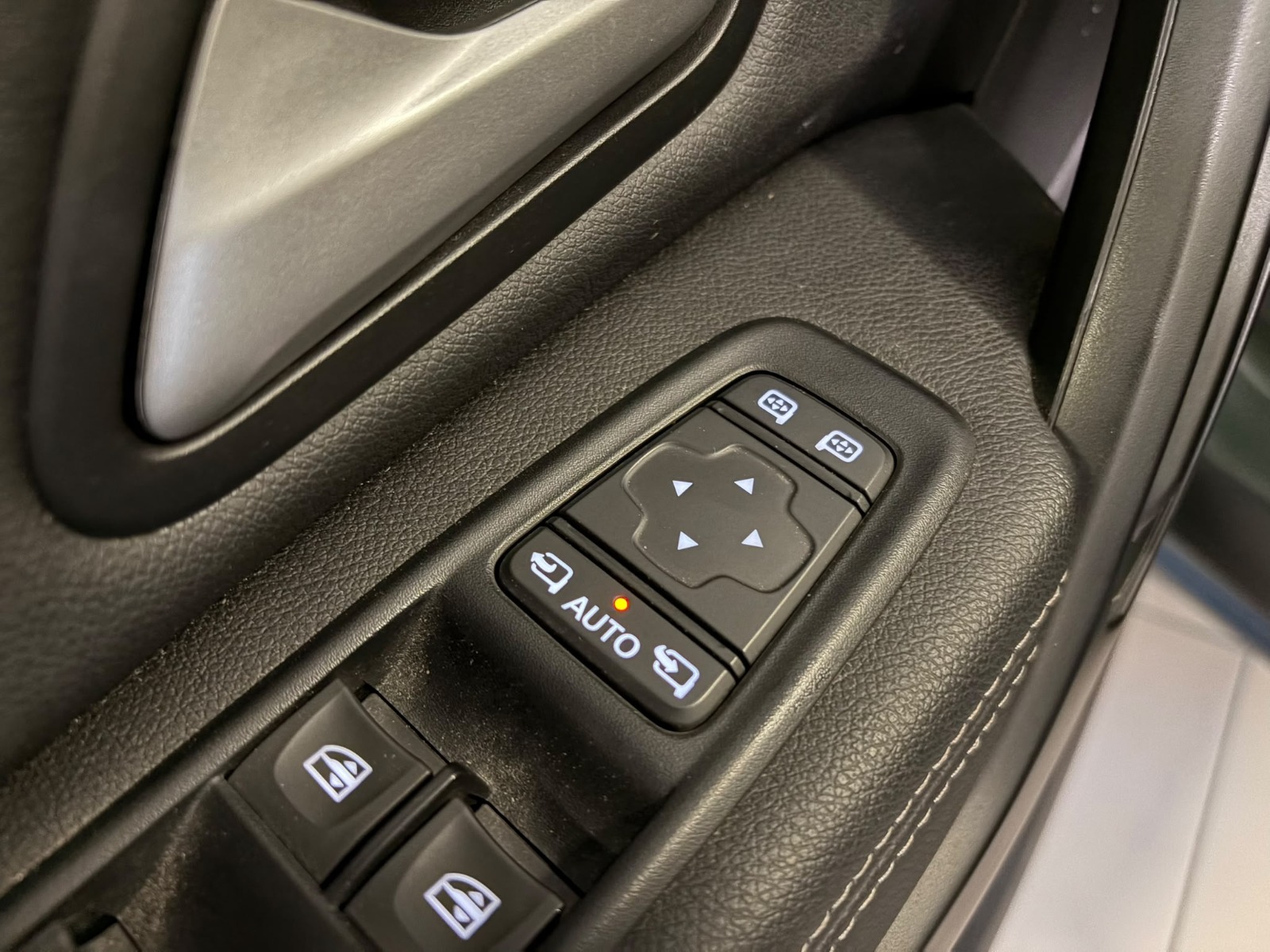 2024 Benzin Otomatik Dacia Duster Yeşil Ermat Motorlu Araçlar ve Tarım Ürünleri Sanayi Ticaret A.Ş.
