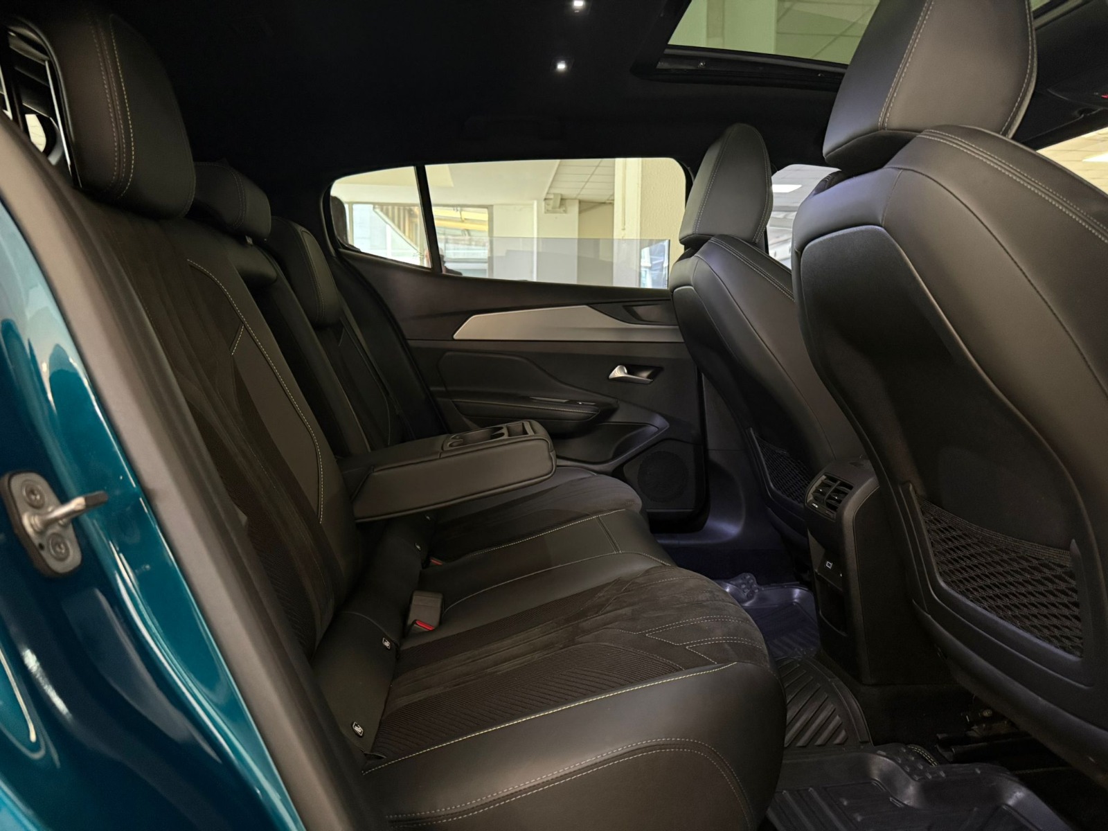 2024 Benzin Otomatik Peugeot 408 Mavi Ermat Motorlu Araçlar ve Tarım Ürünleri Sanayi Ticaret A.Ş.