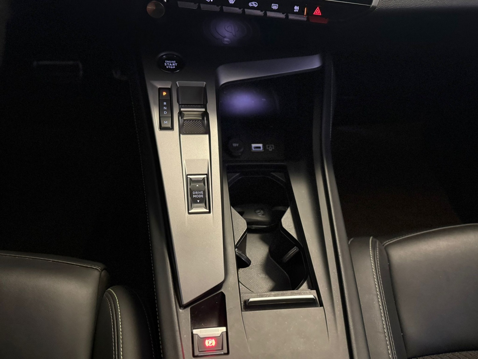 2024 Benzin Otomatik Peugeot 408 Mavi Ermat Motorlu Araçlar ve Tarım Ürünleri Sanayi Ticaret A.Ş.