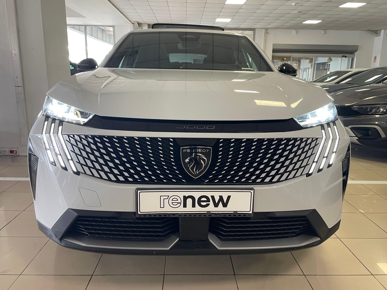 2024 Elektrik Otomatik Peugeot e-3008 Beyaz Ermat Motorlu Araçlar ve Tarım Ürünleri Sanayi Ticaret A.Ş.