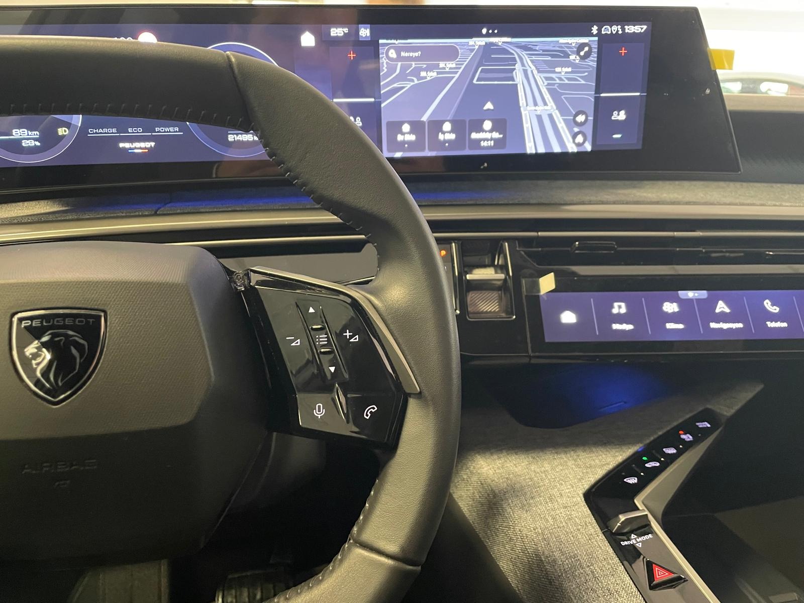 2024 Elektrik Otomatik Peugeot e-3008 Beyaz Ermat Motorlu Araçlar ve Tarım Ürünleri Sanayi Ticaret A.Ş.