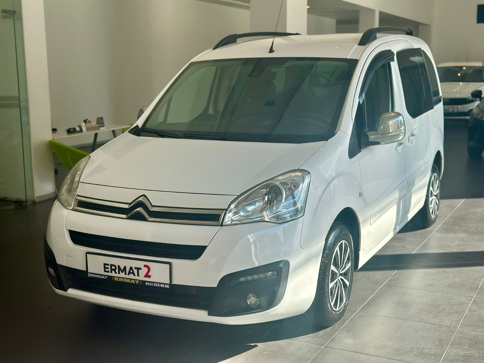 2017 Dizel Manuel Citroen Berlingo Beyaz Ermat Motorlu Araçlar ve Tarım Ürünleri Sanayi Ticaret A.Ş.