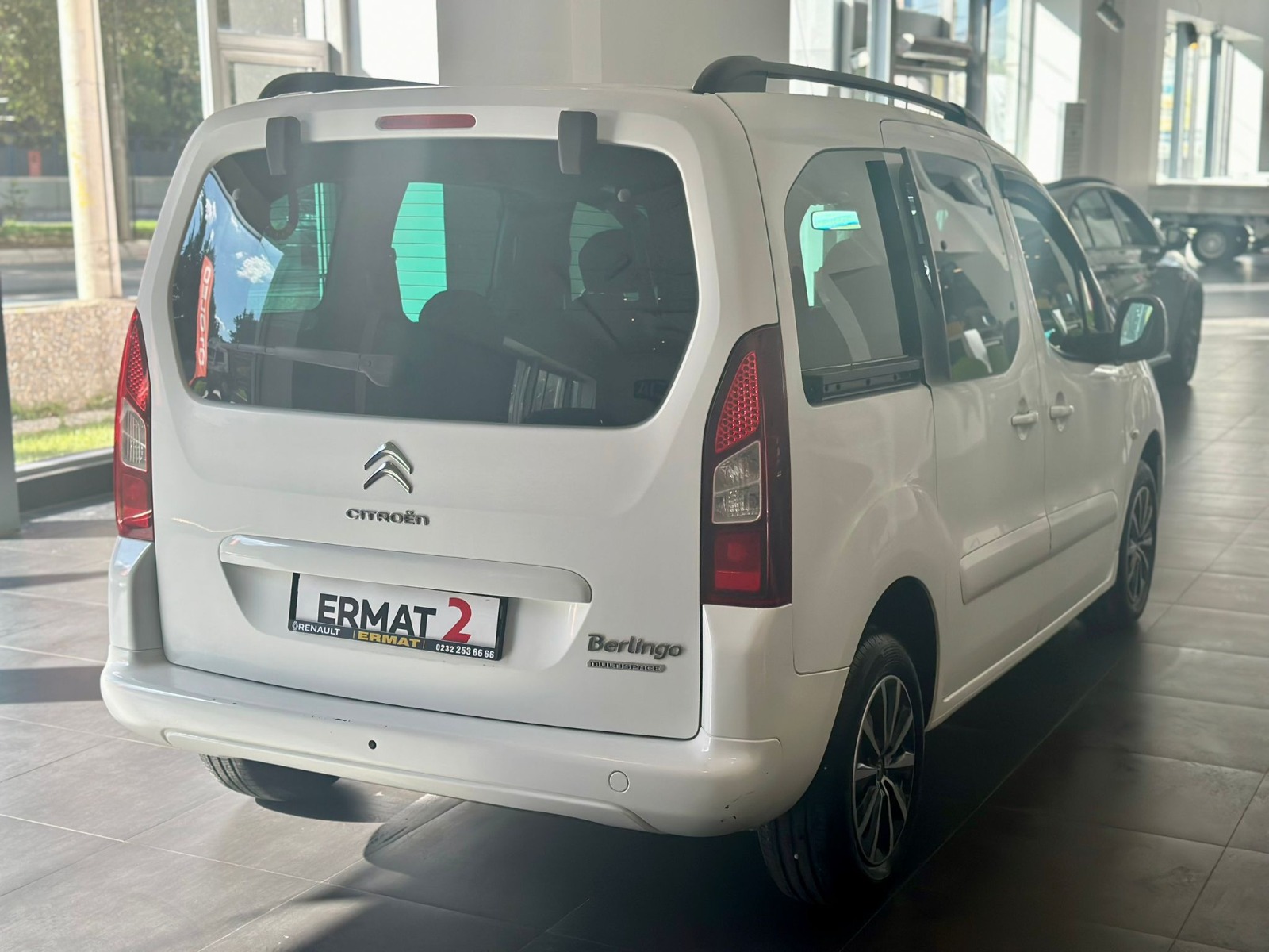 2017 Dizel Manuel Citroen Berlingo Beyaz Ermat Motorlu Araçlar ve Tarım Ürünleri Sanayi Ticaret A.Ş.