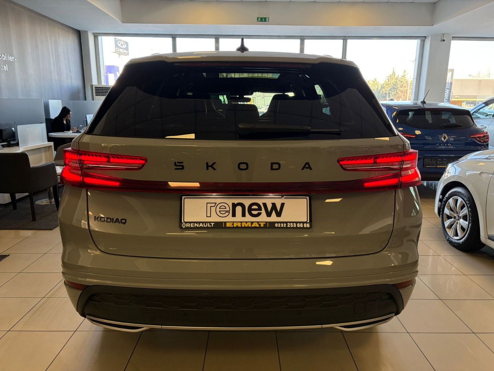 2025 Benzin Otomatik Skoda Kodiaq Gri Ermat Motorlu Araçlar ve Tarım Ürünleri Sanayi Ticaret A.Ş.