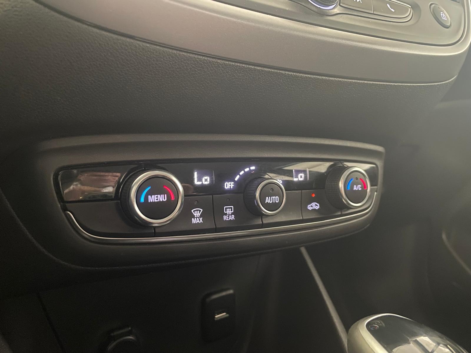 2023 Benzin Otomatik Opel Crossland Beyaz Ermat Motorlu Araçlar ve Tarım Ürünleri Sanayi Ticaret A.Ş.
