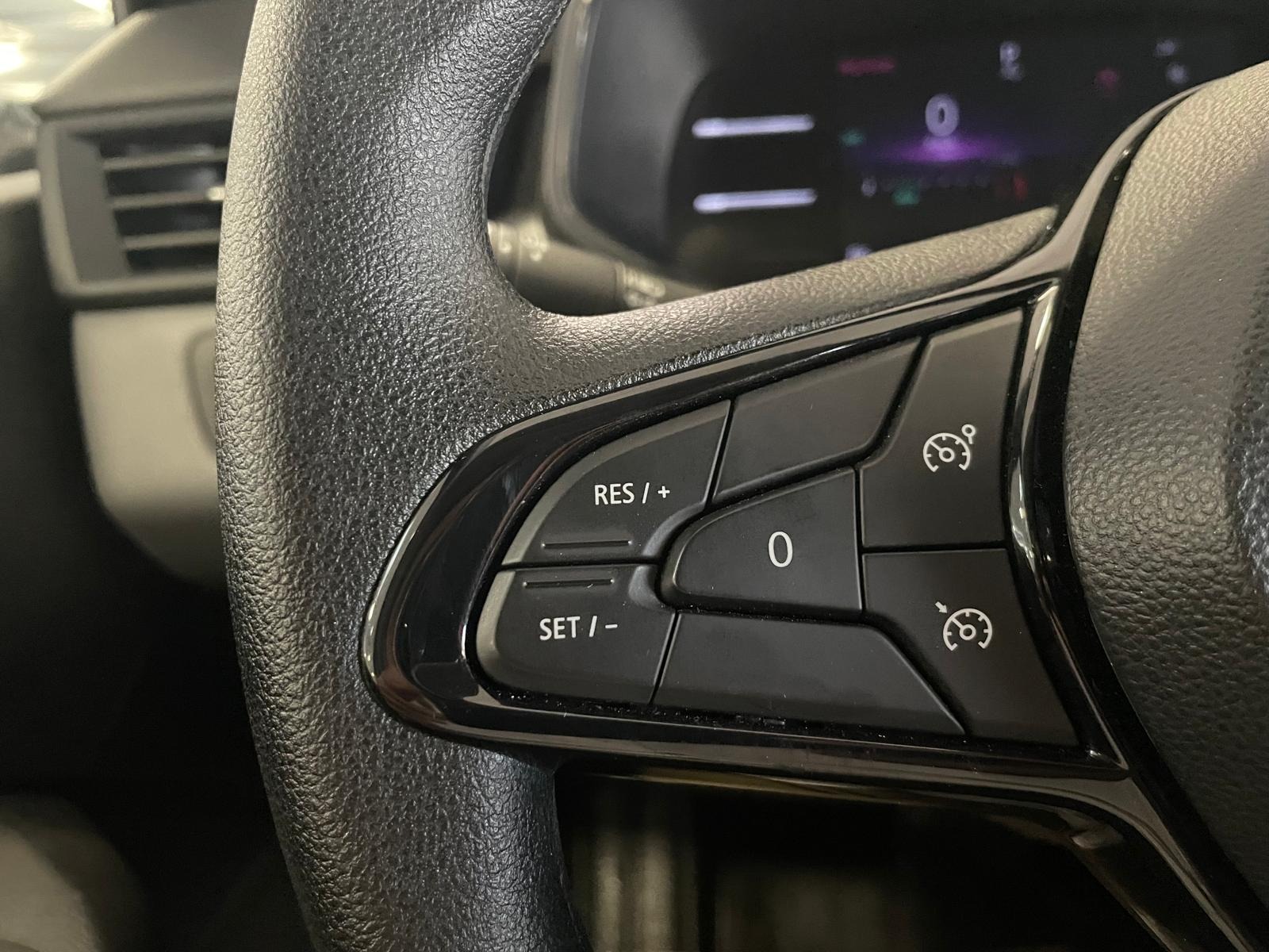 2023 Benzin Otomatik Renault Clio Gri Ermat Motorlu Araçlar ve Tarım Ürünleri Sanayi Ticaret A.Ş.