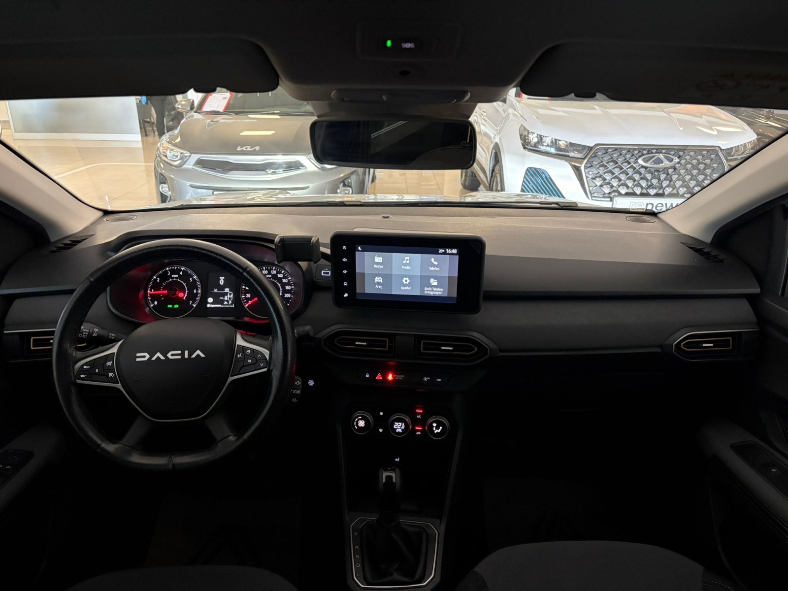 2024 Benzin Otomatik Dacia Sandero Stepway Beyaz Ermat Motorlu Araçlar ve Tarım Ürünleri Sanayi Ticaret A.Ş.