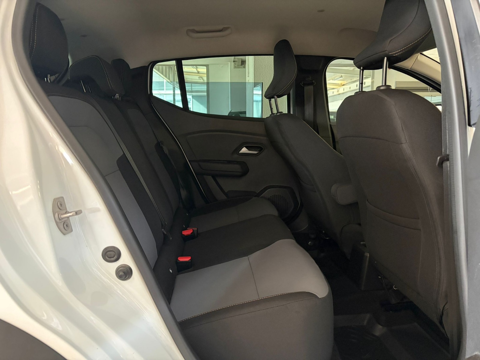 2024 Benzin Otomatik Dacia Sandero Stepway Beyaz Ermat Motorlu Araçlar ve Tarım Ürünleri Sanayi Ticaret A.Ş.