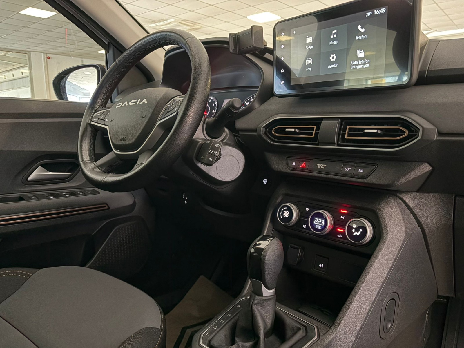 2024 Benzin Otomatik Dacia Sandero Stepway Beyaz Ermat Motorlu Araçlar ve Tarım Ürünleri Sanayi Ticaret A.Ş.