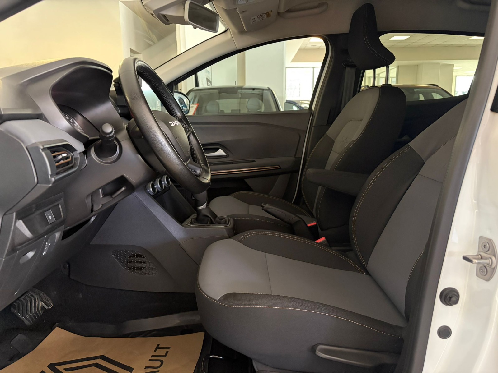 2024 Benzin Otomatik Dacia Sandero Stepway Beyaz Ermat Motorlu Araçlar ve Tarım Ürünleri Sanayi Ticaret A.Ş.