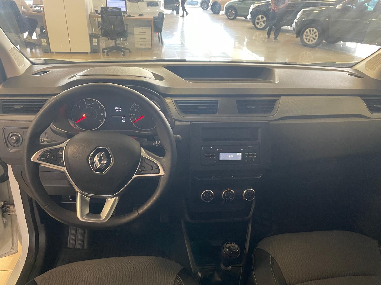 2023 Dizel Manuel Renault Express Beyaz Ermat Motorlu Araçlar ve Tarım Ürünleri Sanayi Ticaret A.Ş.