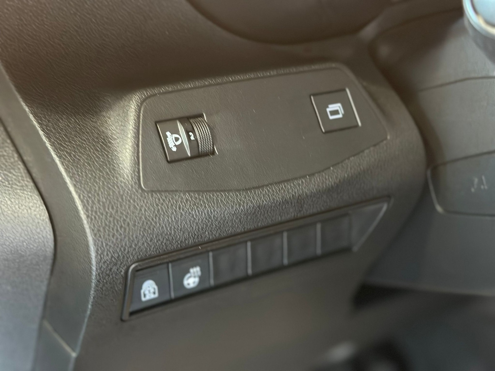 2024 Dizel Otomatik Citroen Berlingo Yeşil Ermat Motorlu Araçlar ve Tarım Ürünleri Sanayi Ticaret A.Ş.