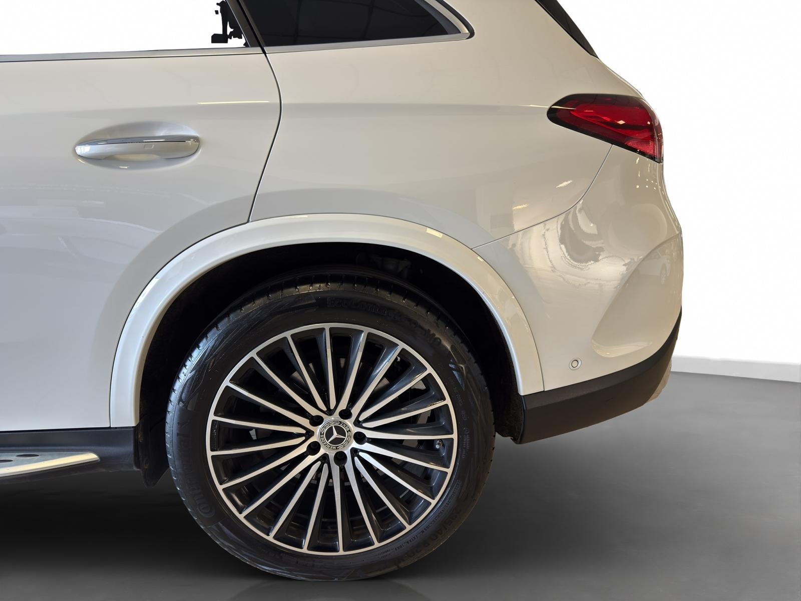 2024 MHEV Otomatik Mercedes-Benz GLC Beyaz Ermat Motorlu Araçlar ve Tarım Ürünleri Sanayi Ticaret A.Ş.