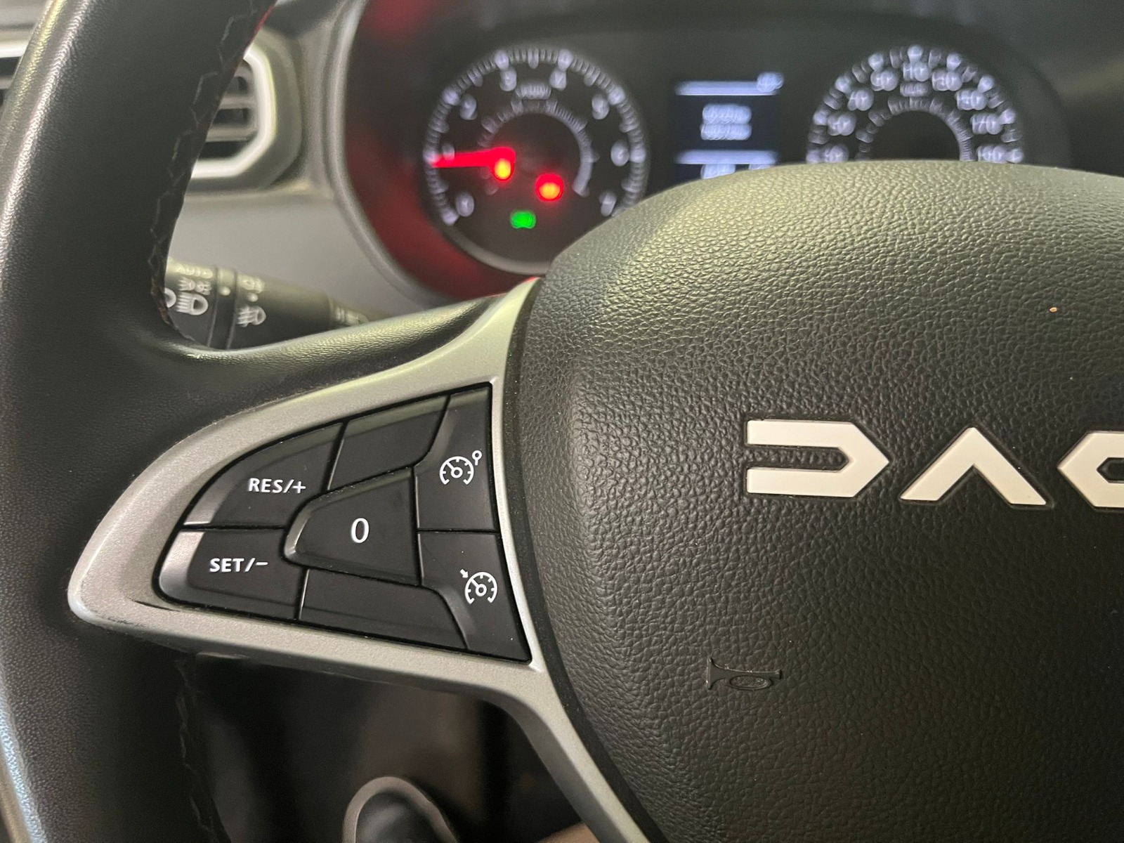 2023 Benzin Otomatik Dacia Duster Gri Ermat Motorlu Araçlar ve Tarım Ürünleri Sanayi Ticaret A.Ş.