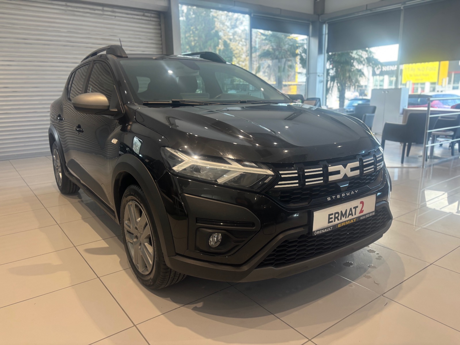 2023 Benzin Otomatik Dacia Sandero Siyah Ermat Motorlu Araçlar ve Tarım Ürünleri Sanayi Ticaret A.Ş.