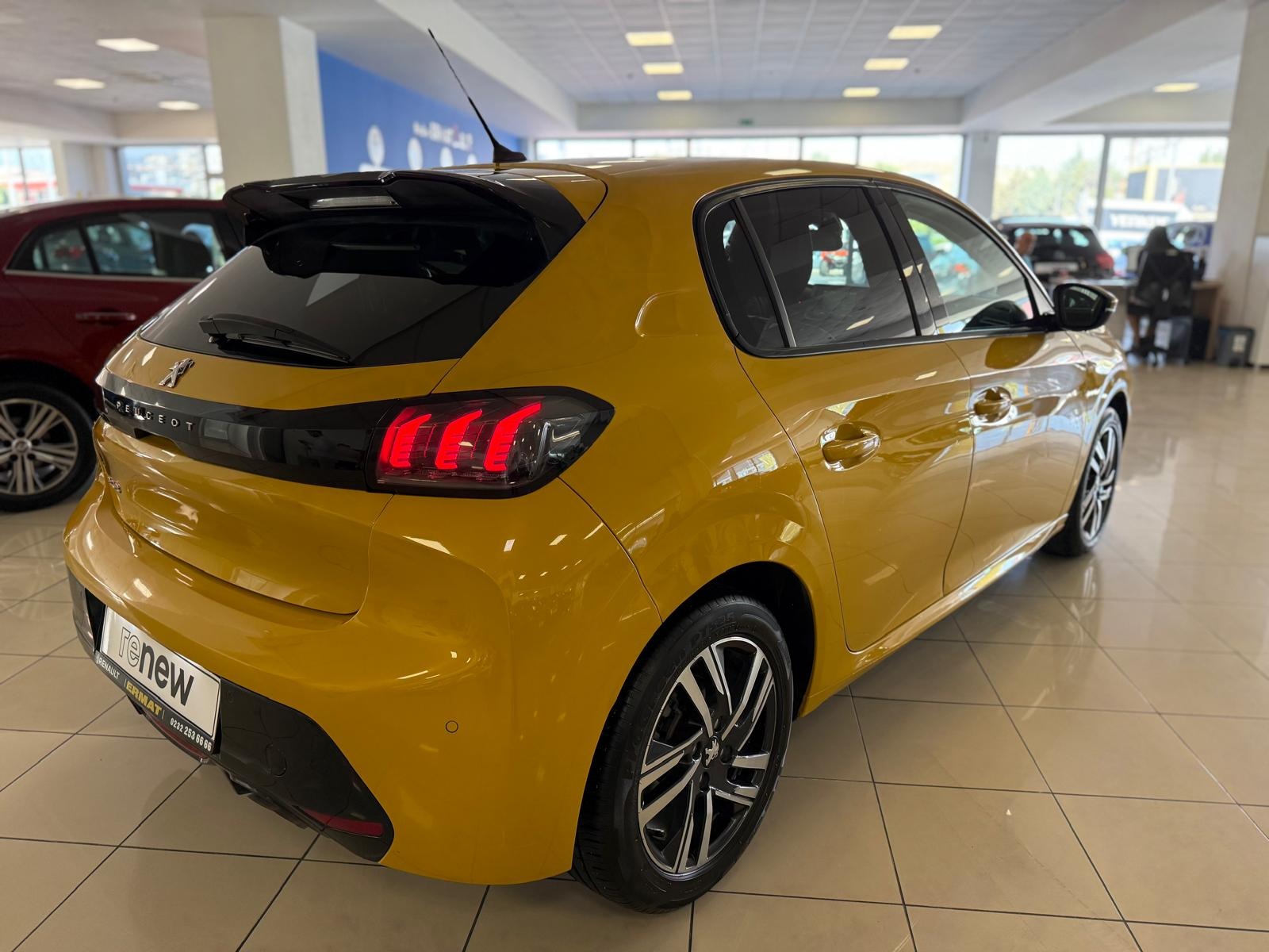 2021 Benzin Otomatik Peugeot 208 Sarı Ermat Motorlu Araçlar ve Tarım Ürünleri Sanayi Ticaret A.Ş.