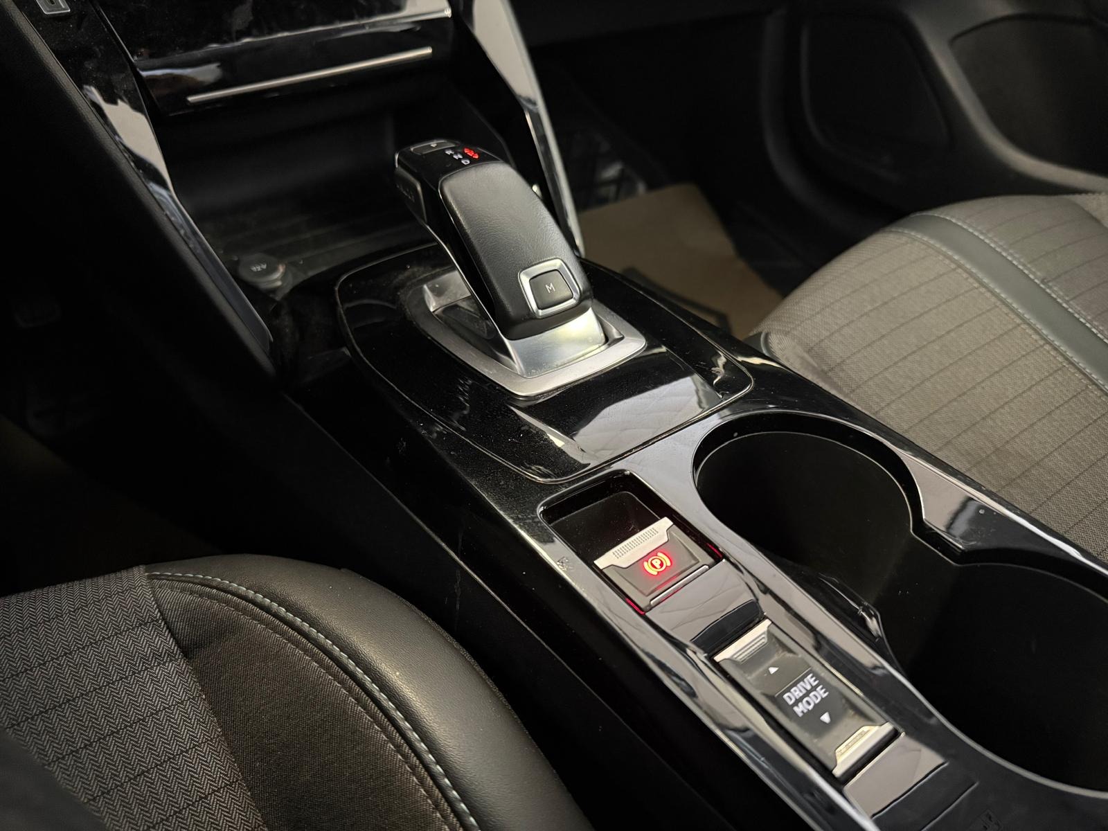 2021 Benzin Otomatik Peugeot 208 Sarı Ermat Motorlu Araçlar ve Tarım Ürünleri Sanayi Ticaret A.Ş.