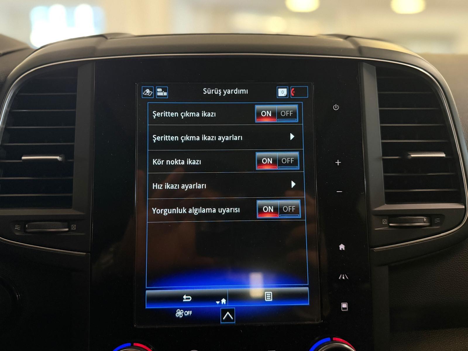 2023 Benzin Otomatik Renault Koleos Gri Ermat Motorlu Araçlar ve Tarım Ürünleri Sanayi Ticaret A.Ş.