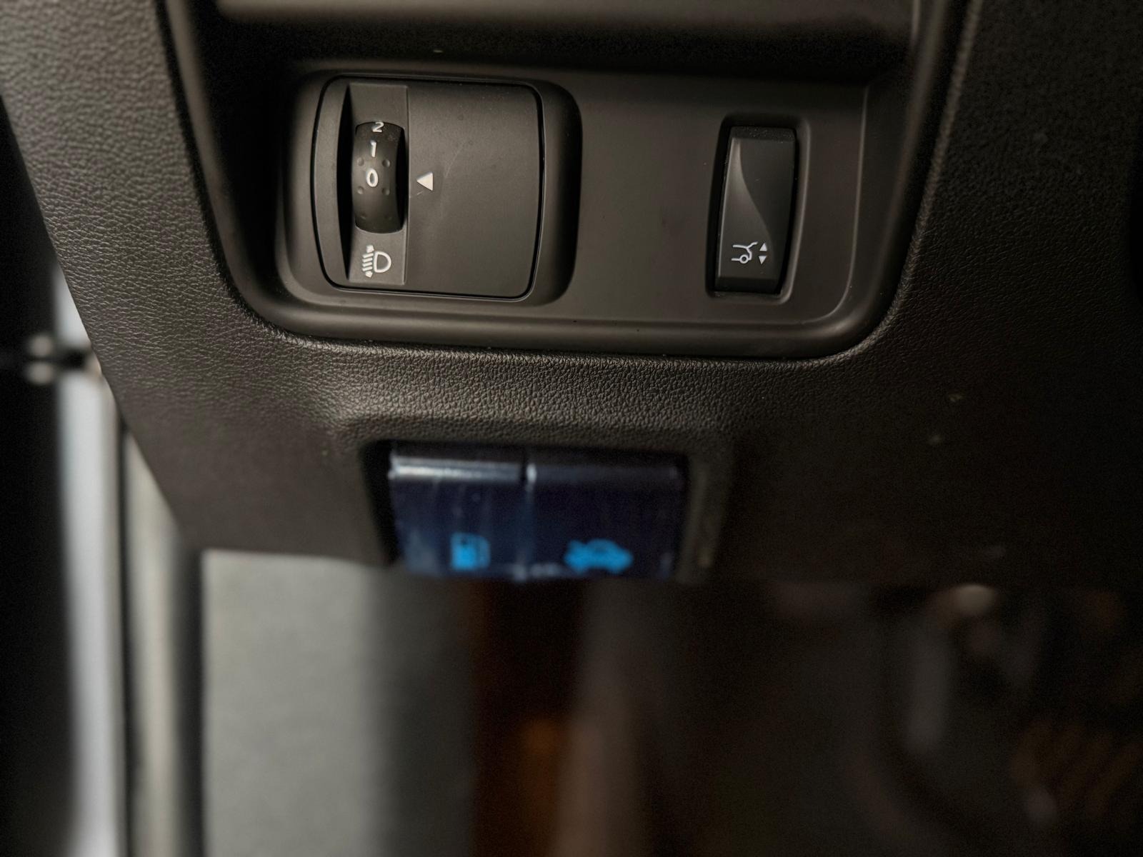 2023 Benzin Otomatik Renault Koleos Gri Ermat Motorlu Araçlar ve Tarım Ürünleri Sanayi Ticaret A.Ş.