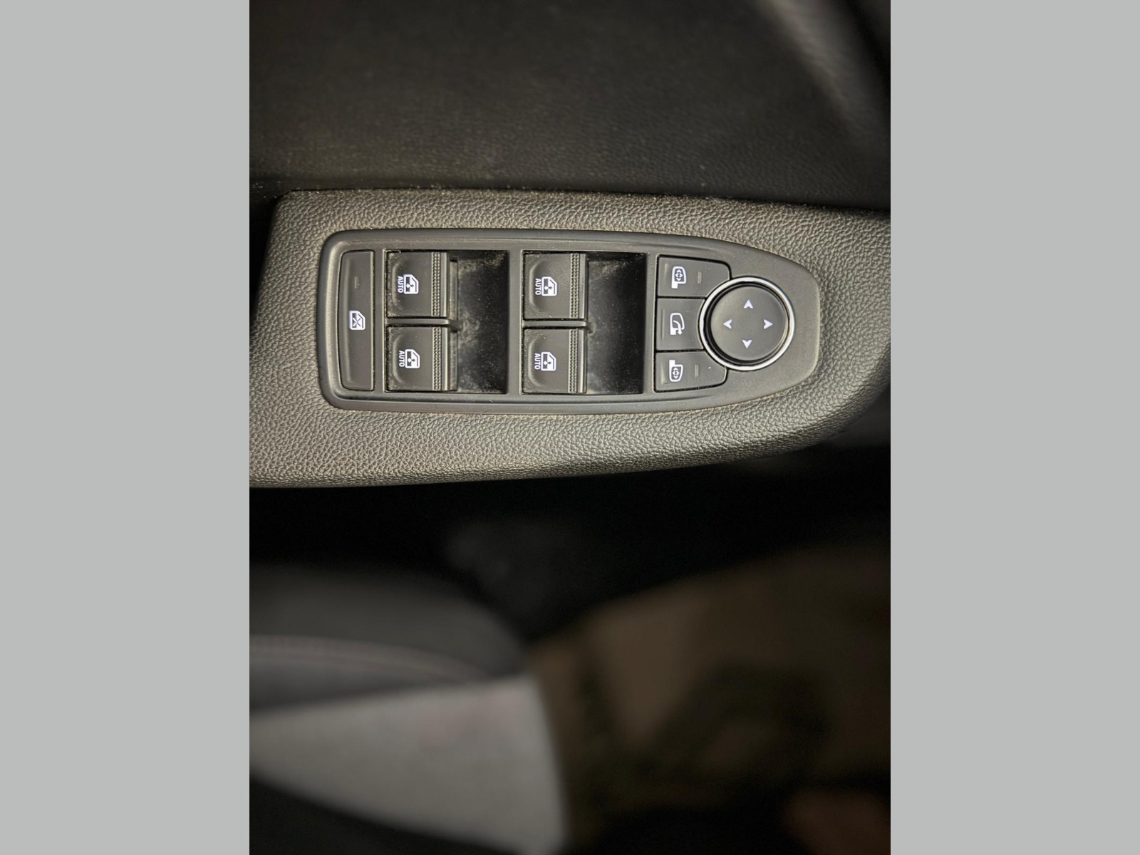 2023 Benzin Otomatik Renault Clio Gri Ermat Motorlu Araçlar ve Tarım Ürünleri Sanayi Ticaret A.Ş.