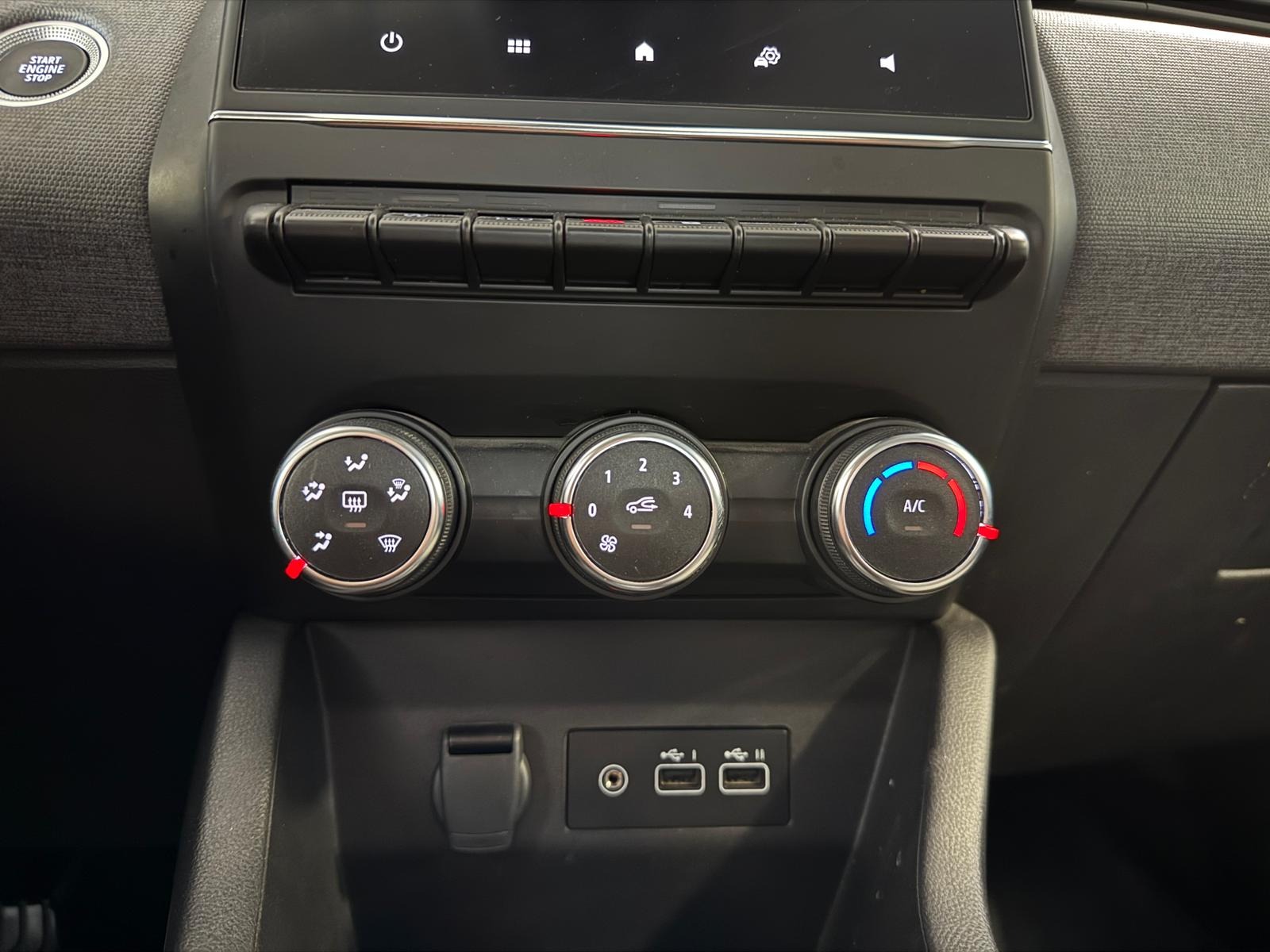 2023 Benzin Otomatik Renault Clio Gri Ermat Motorlu Araçlar ve Tarım Ürünleri Sanayi Ticaret A.Ş.