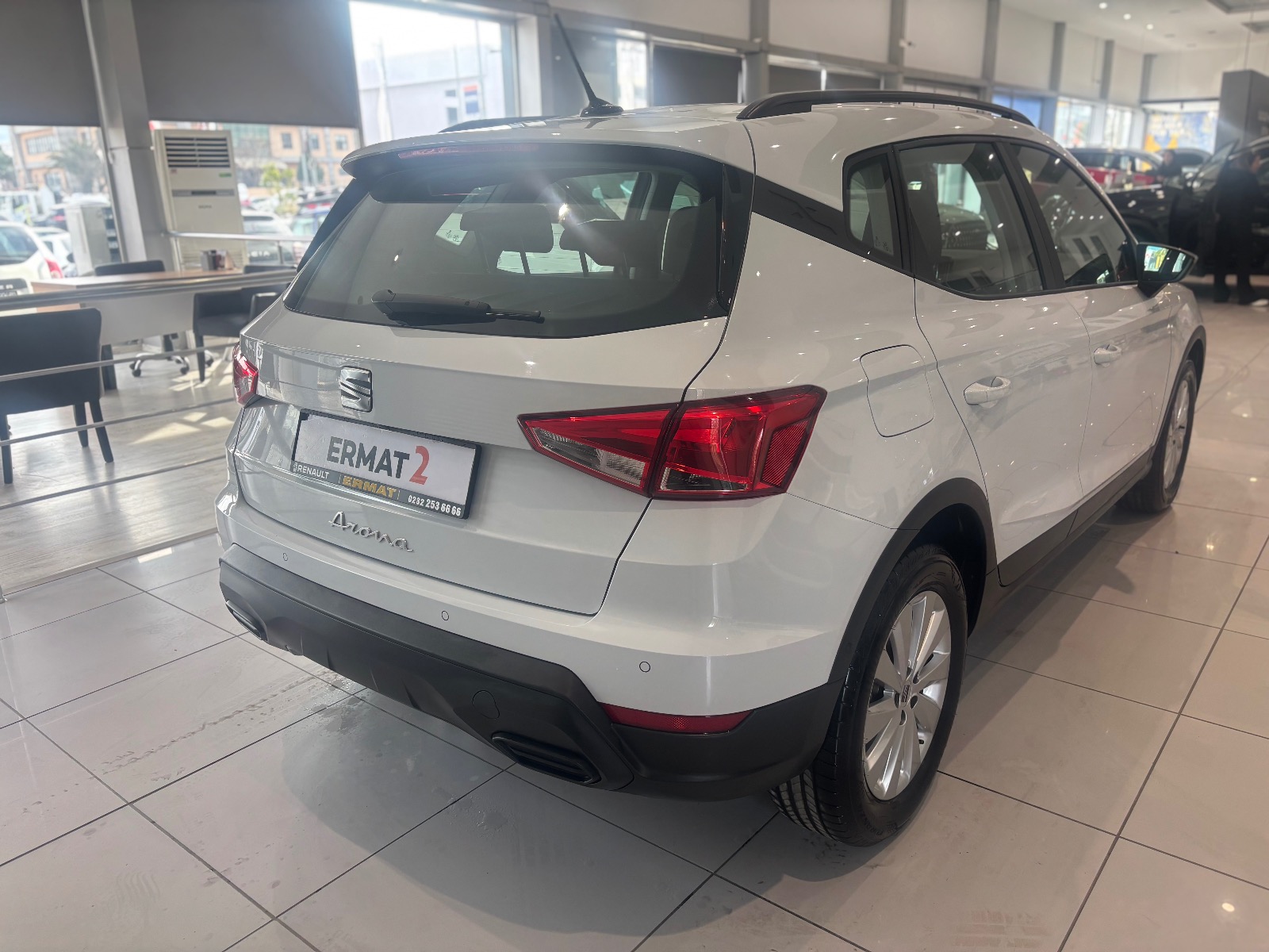 2025 Benzin Otomatik Seat Arona Beyaz Ermat Motorlu Araçlar ve Tarım Ürünleri Sanayi Ticaret A.Ş.
