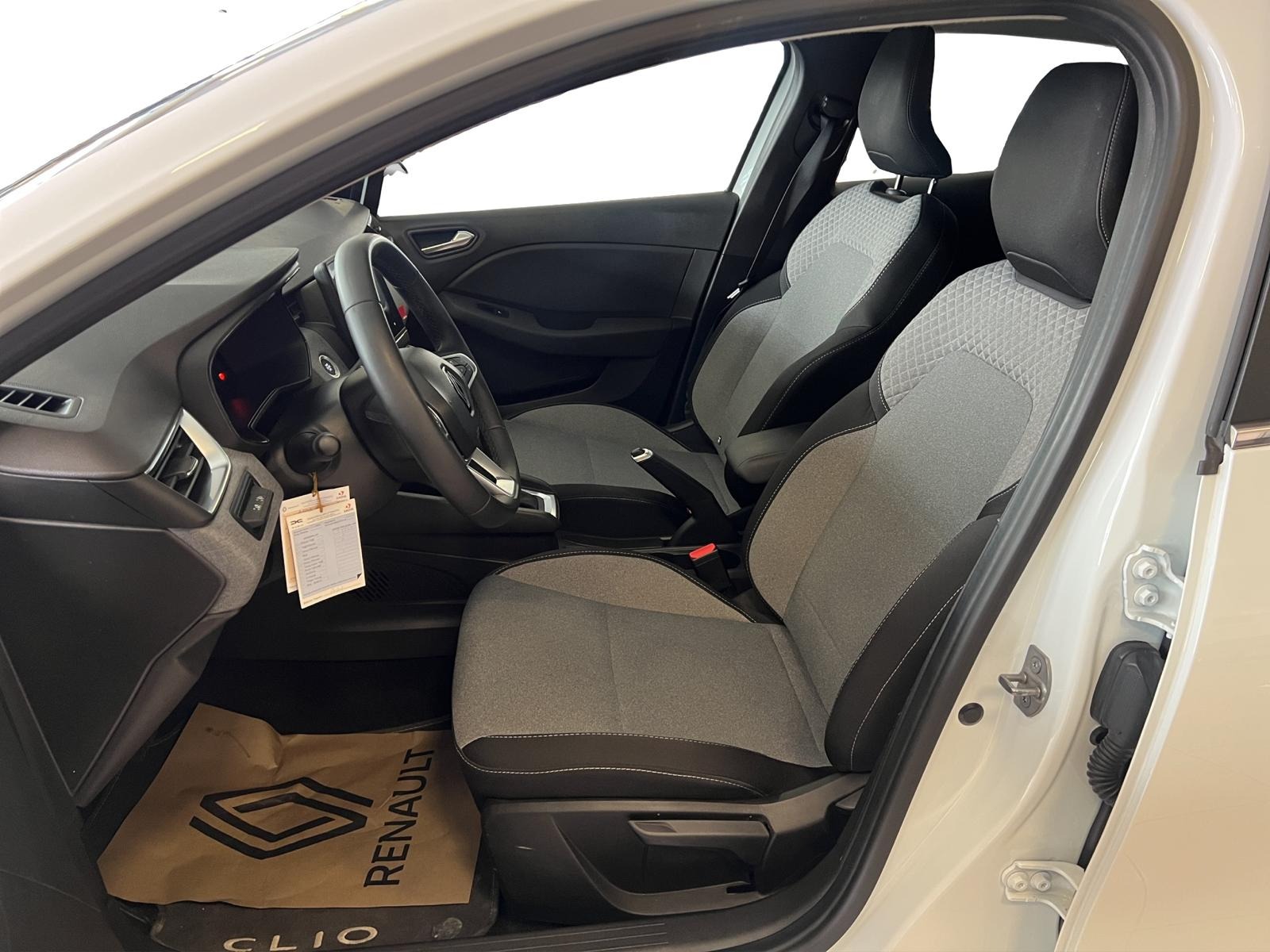 2024 Benzin Otomatik Renault Clio Beyaz Ermat Motorlu Araçlar ve Tarım Ürünleri Sanayi Ticaret A.Ş.