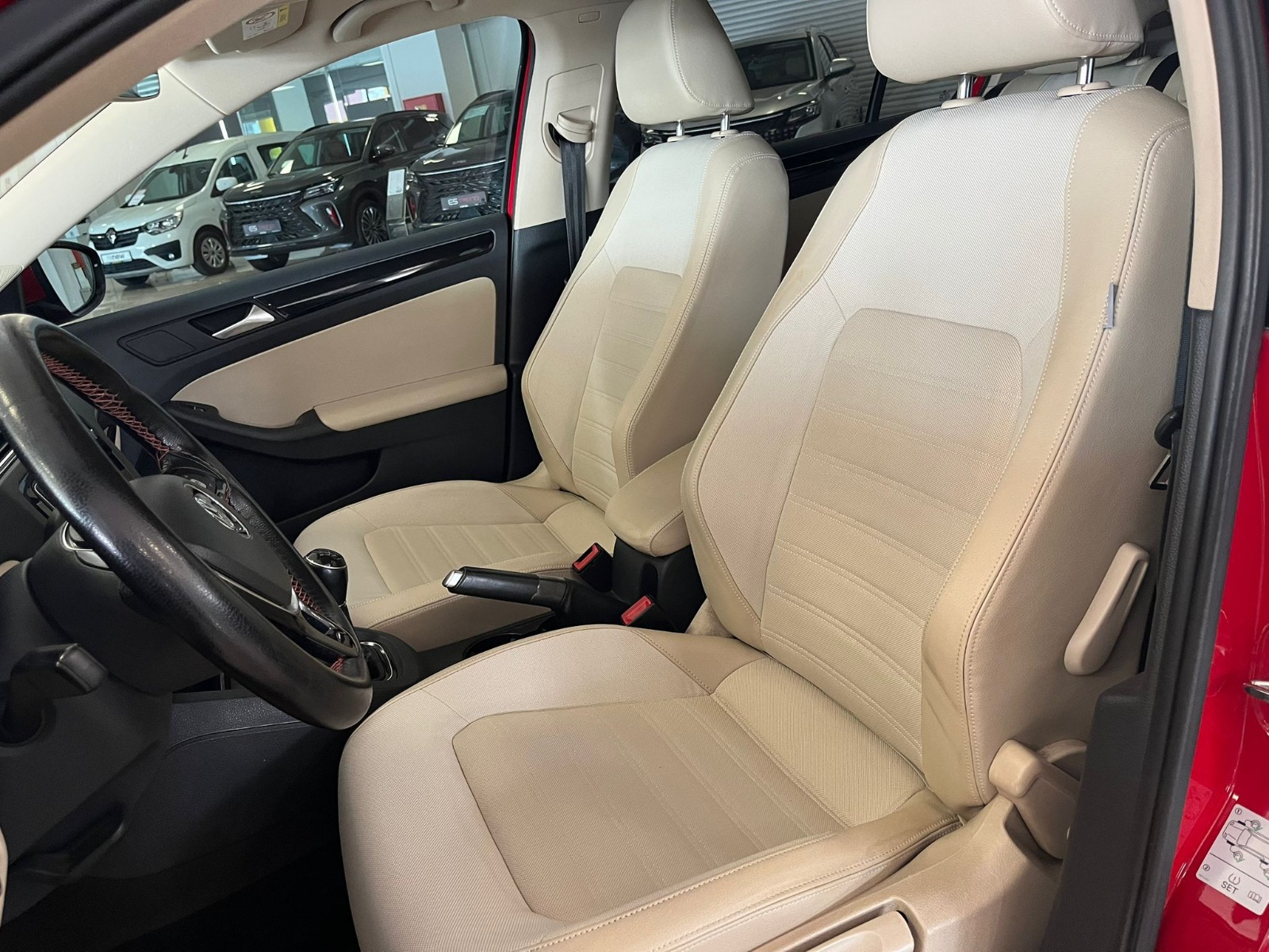 2017 Benzin Manuel Volkswagen Jetta Kırmızı Ermat Motorlu Araçlar ve Tarım Ürünleri Sanayi Ticaret A.Ş.