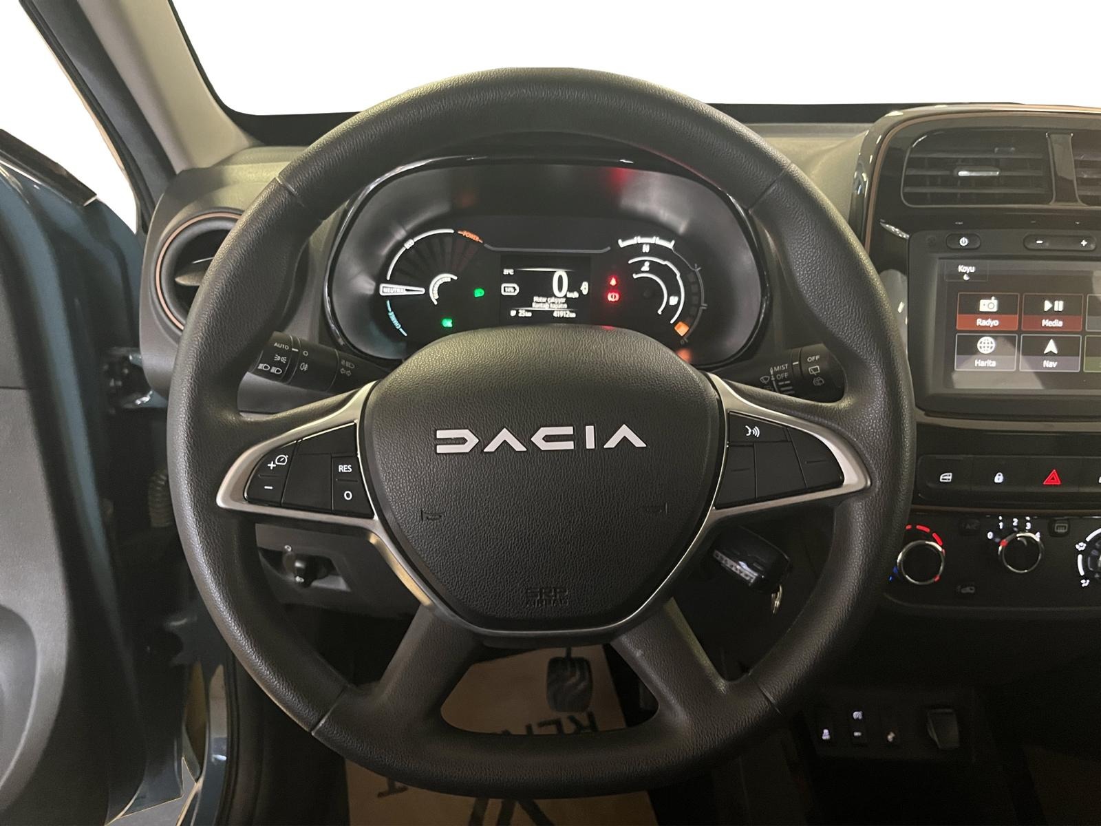 2023 Elektrik Otomatik Dacia Spring Yeşil Ermat Motorlu Araçlar ve Tarım Ürünleri Sanayi Ticaret A.Ş.