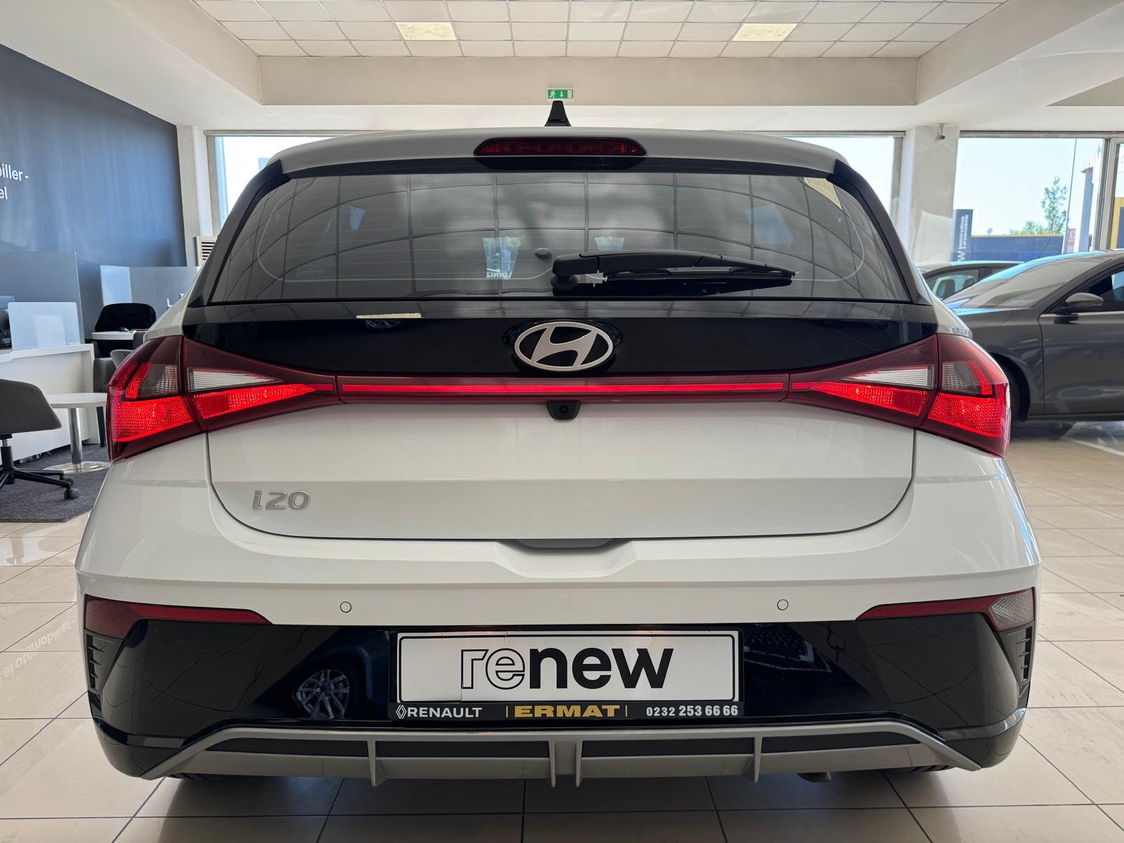 2024 Benzin Otomatik Hyundai i20 Beyaz Ermat Motorlu Araçlar ve Tarım Ürünleri Sanayi Ticaret A.Ş.
