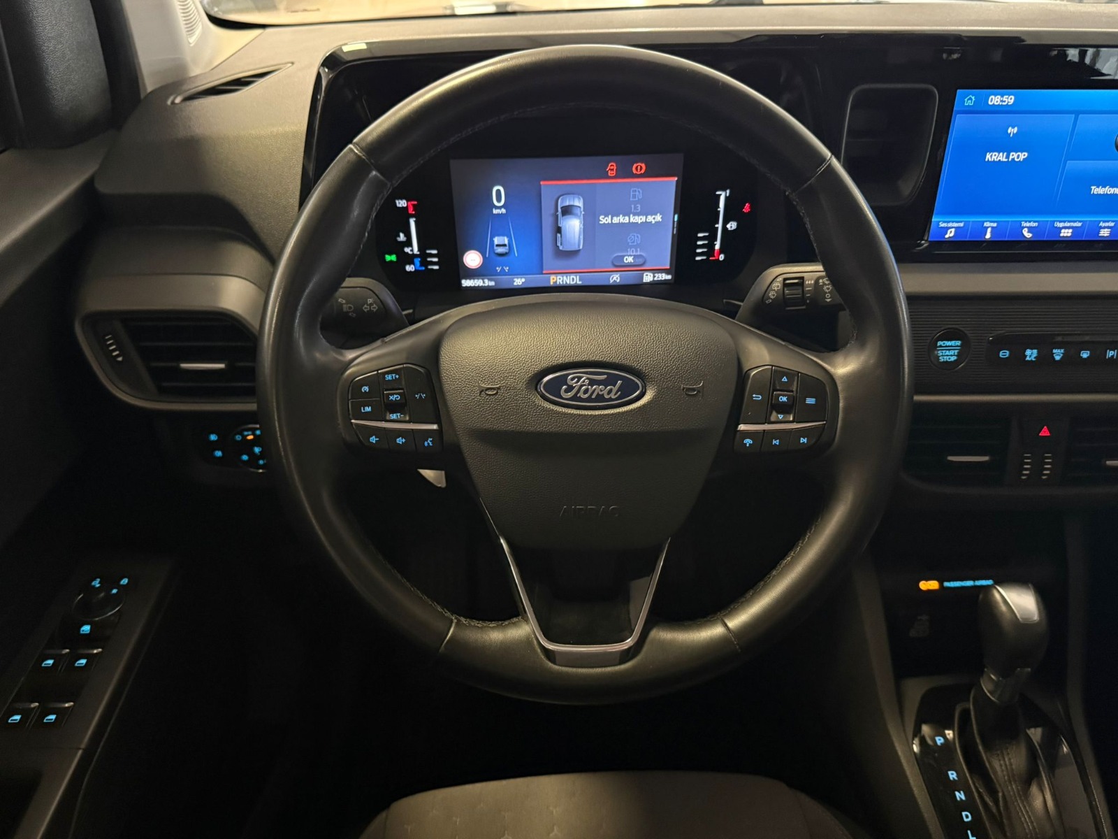 2024 Benzin Otomatik Ford Tourneo Courier Siyah Ermat Motorlu Araçlar ve Tarım Ürünleri Sanayi Ticaret A.Ş.