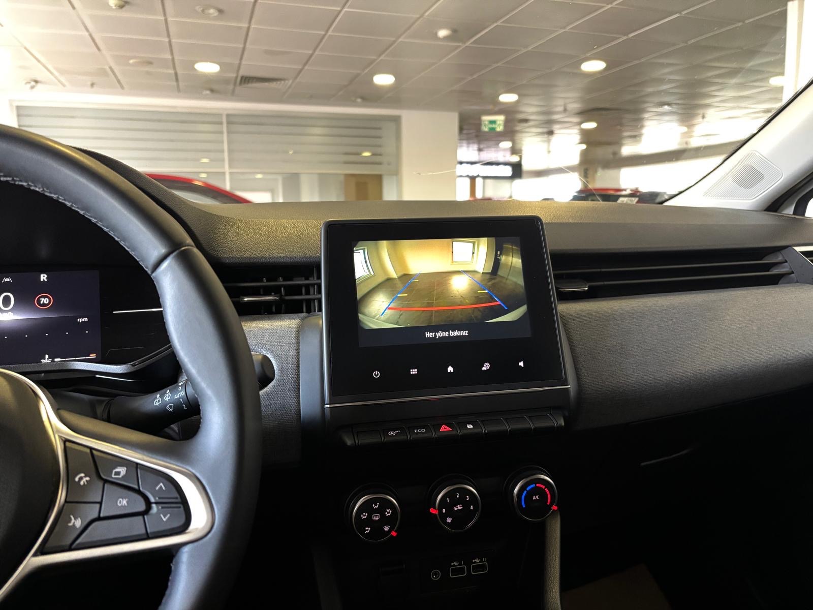 2025 Benzin Otomatik Renault Clio Beyaz Ermat Motorlu Araçlar ve Tarım Ürünleri Sanayi Ticaret A.Ş.