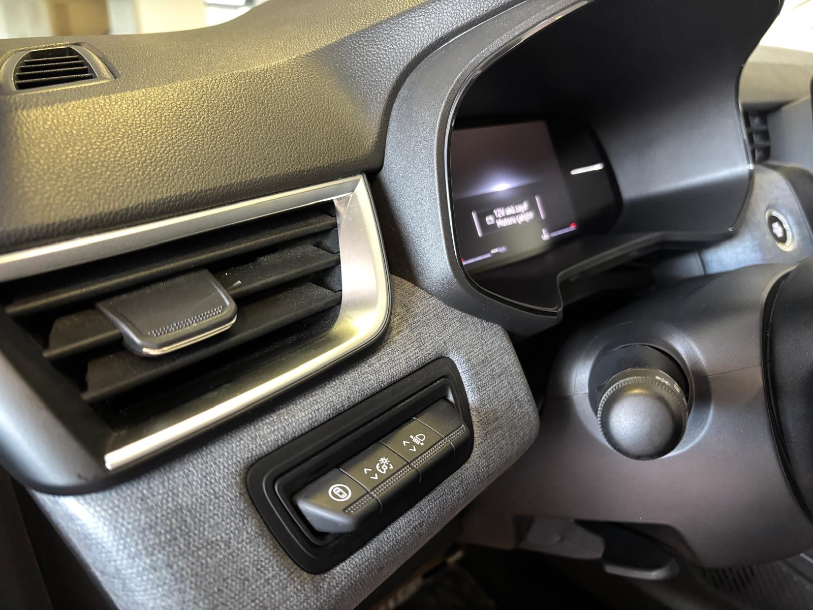 2025 Benzin Otomatik Renault Clio Beyaz Ermat Motorlu Araçlar ve Tarım Ürünleri Sanayi Ticaret A.Ş.