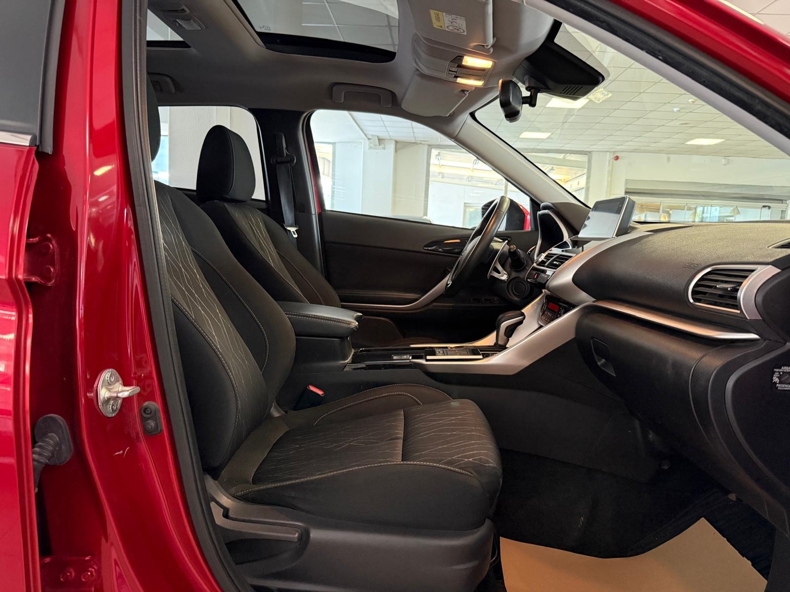 2020 Benzin Otomatik Mitsubishi Eclipse Cross Kırmızı Ermat Motorlu Araçlar ve Tarım Ürünleri Sanayi Ticaret A.Ş.