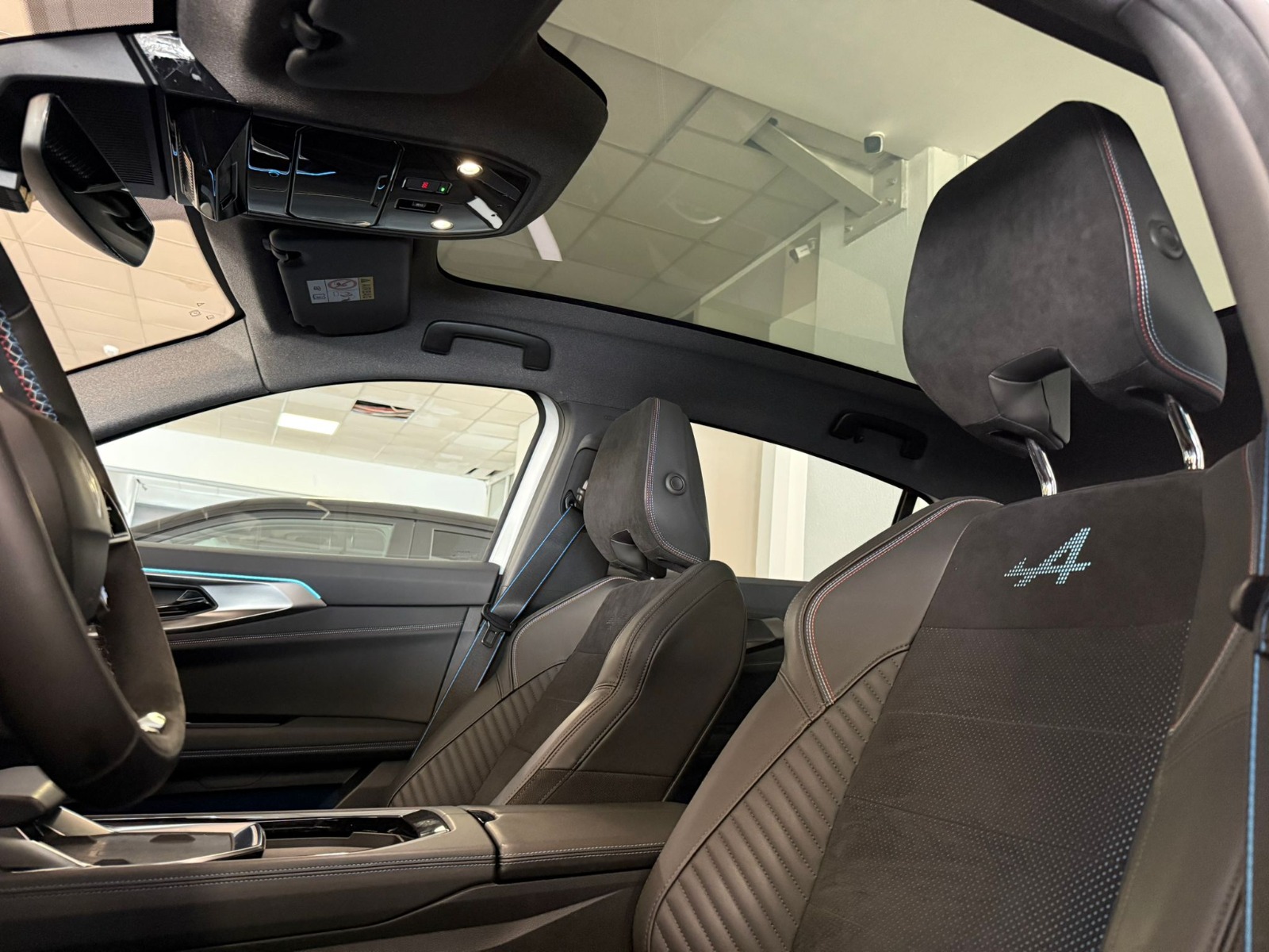 2024 Hybrid Otomatik Renault Rafale Beyaz Ermat Motorlu Araçlar ve Tarım Ürünleri Sanayi Ticaret A.Ş.