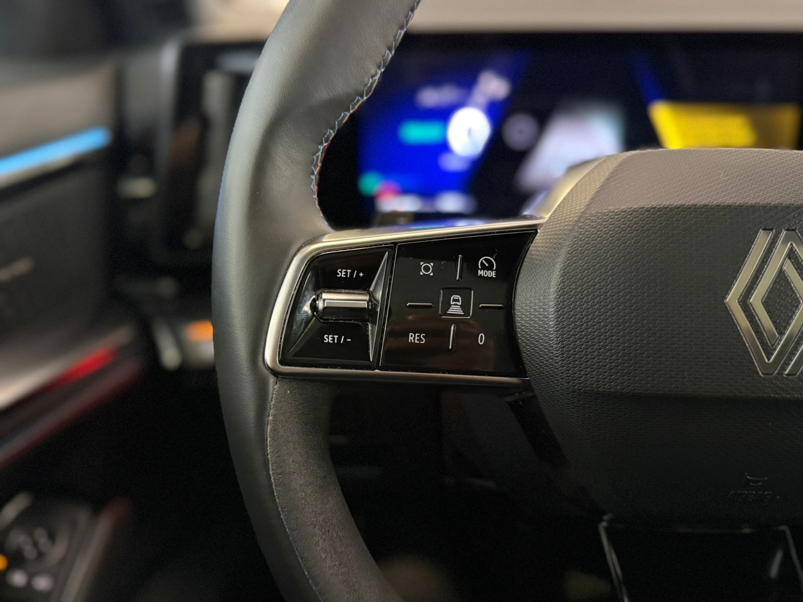 2024 Hybrid Otomatik Renault Rafale Beyaz Ermat Motorlu Araçlar ve Tarım Ürünleri Sanayi Ticaret A.Ş.