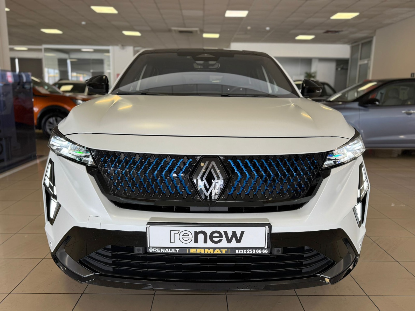 2024 Hybrid Otomatik Renault Rafale Beyaz Ermat Motorlu Araçlar ve Tarım Ürünleri Sanayi Ticaret A.Ş.