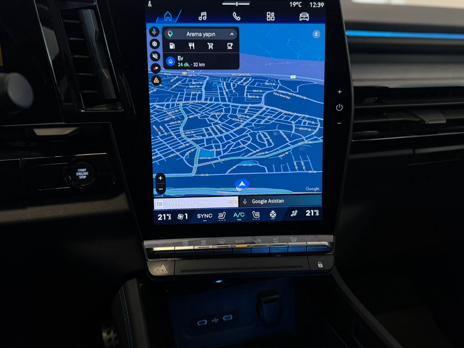 2024 Hybrid Otomatik Renault Rafale Beyaz Ermat Motorlu Araçlar ve Tarım Ürünleri Sanayi Ticaret A.Ş.