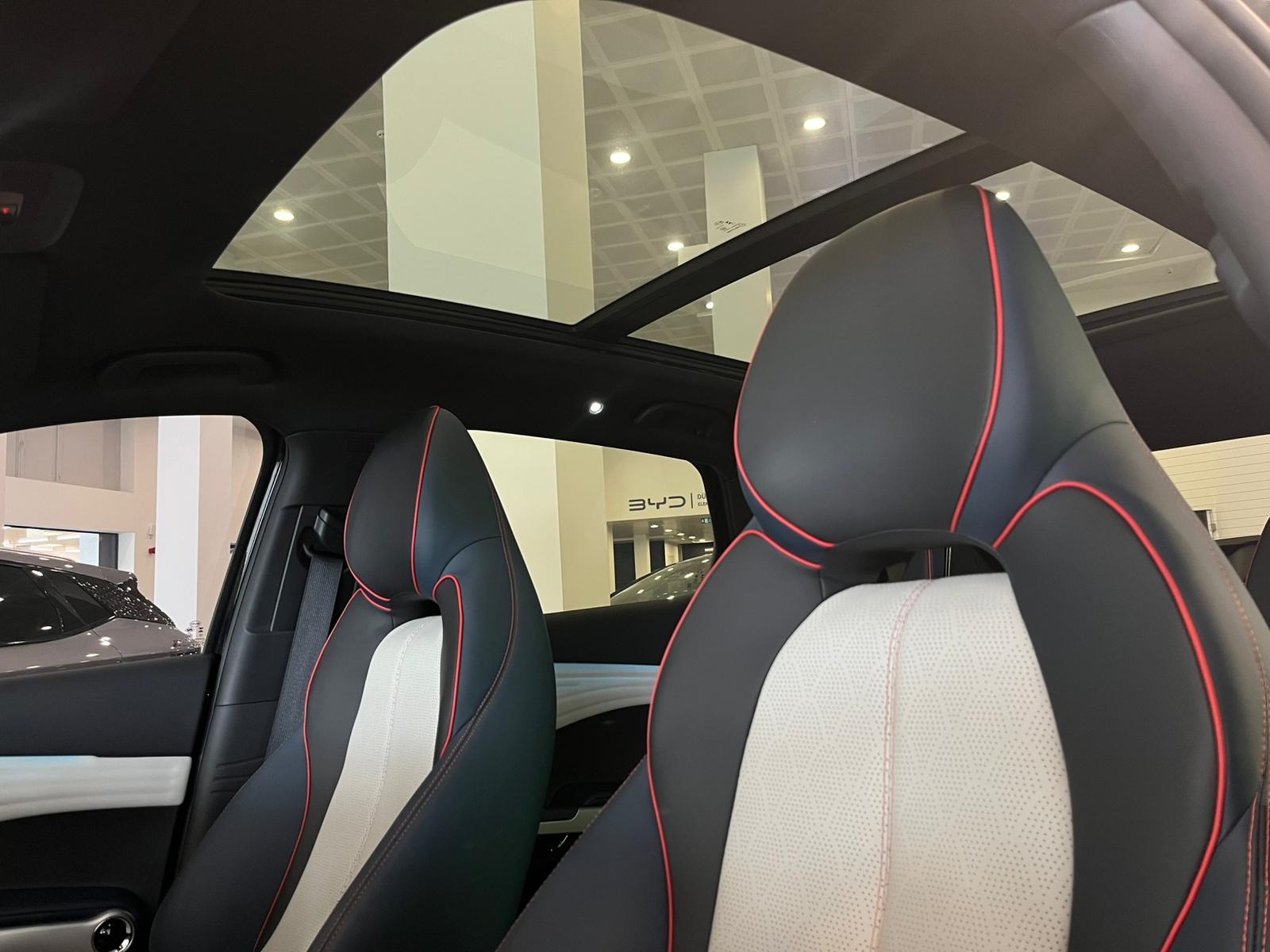 2025 Elektrik Otomatik BYD Atto 3 EV Siyah Ermat Motorlu Araçlar ve Tarım Ürünleri Sanayi Ticaret A.Ş.