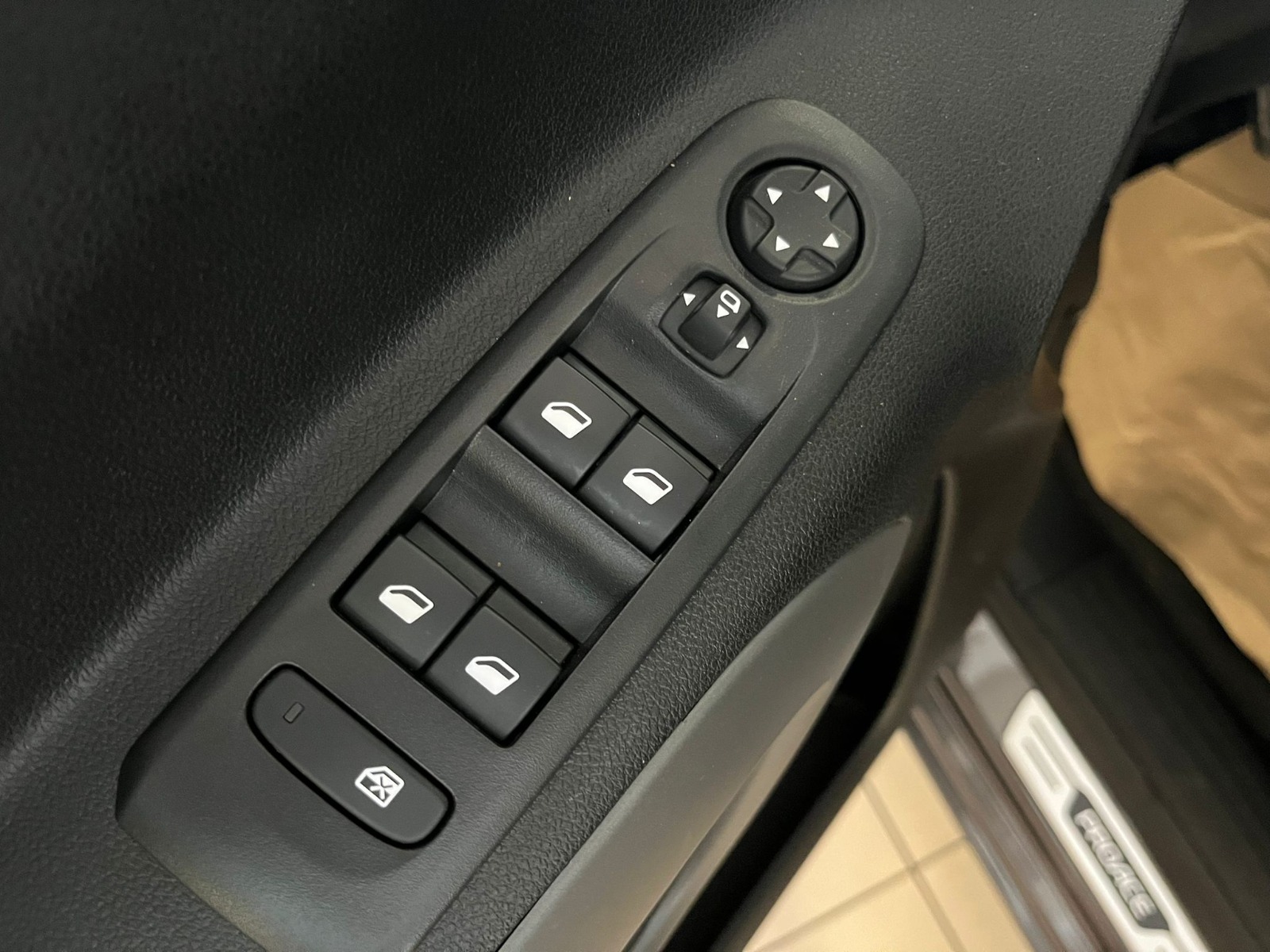 2024 Dizel Otomatik Toyota Proace City Gri Ermat Motorlu Araçlar ve Tarım Ürünleri Sanayi Ticaret A.Ş.