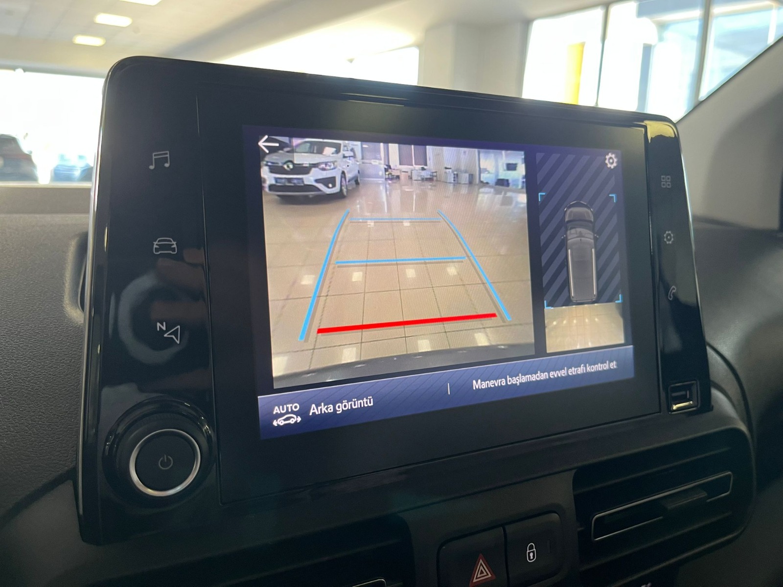 2024 Dizel Otomatik Toyota Proace City Gri Ermat Motorlu Araçlar ve Tarım Ürünleri Sanayi Ticaret A.Ş.