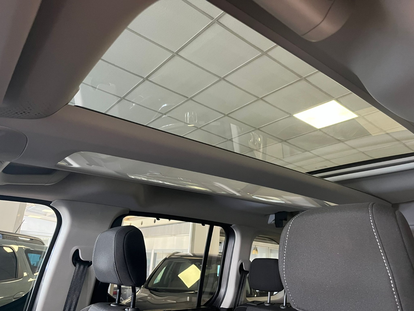 2024 Dizel Otomatik Toyota Proace City Gri Ermat Motorlu Araçlar ve Tarım Ürünleri Sanayi Ticaret A.Ş.