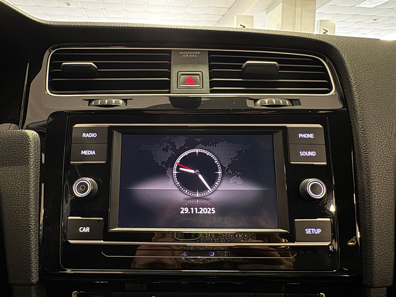 2017 Benzin Manuel Volkswagen Golf Beyaz Ermat Motorlu Araçlar ve Tarım Ürünleri Sanayi Ticaret A.Ş.