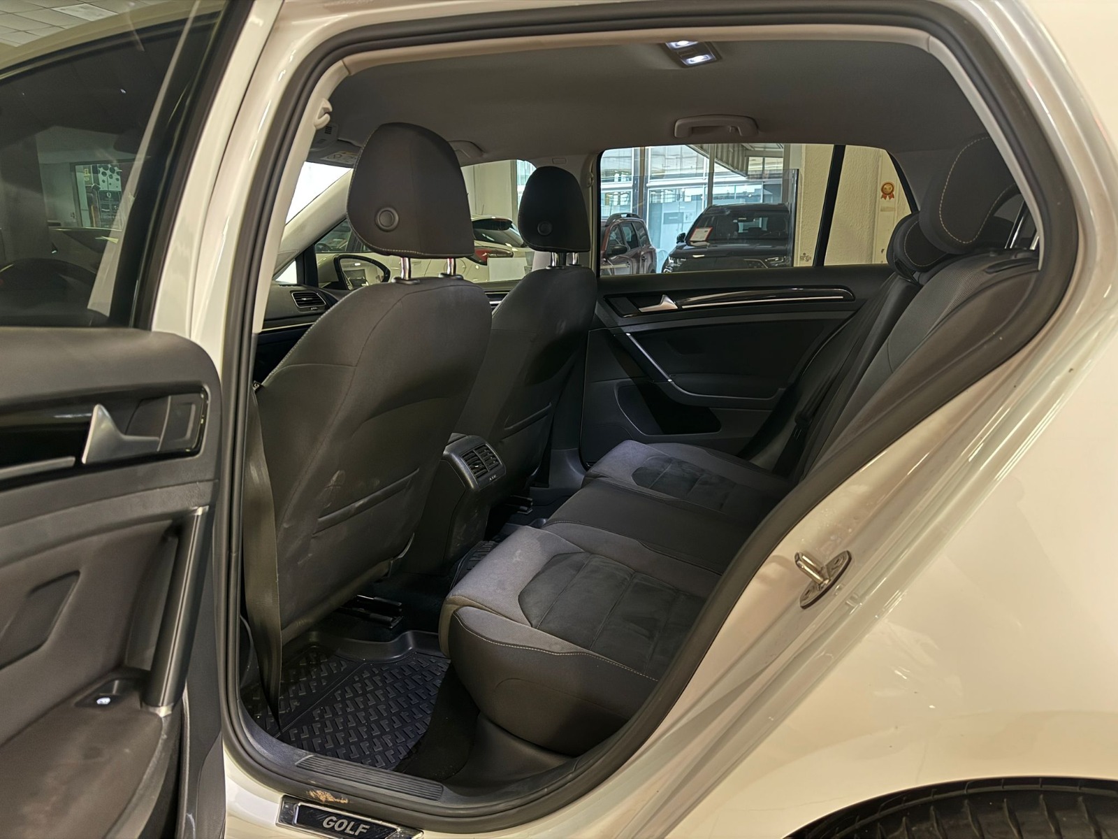 2017 Benzin Manuel Volkswagen Golf Beyaz Ermat Motorlu Araçlar ve Tarım Ürünleri Sanayi Ticaret A.Ş.